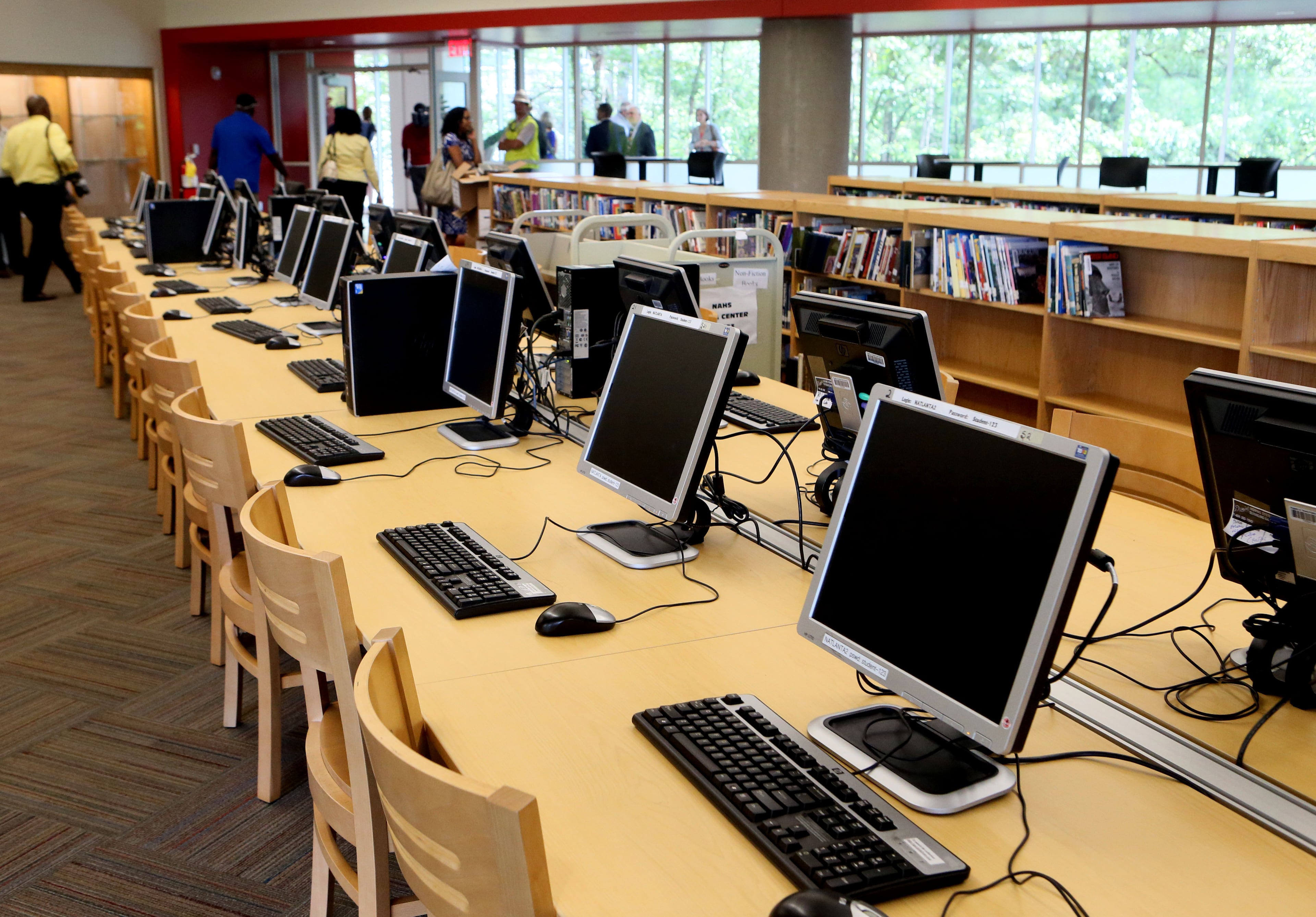 A long bank of computers in the media center.