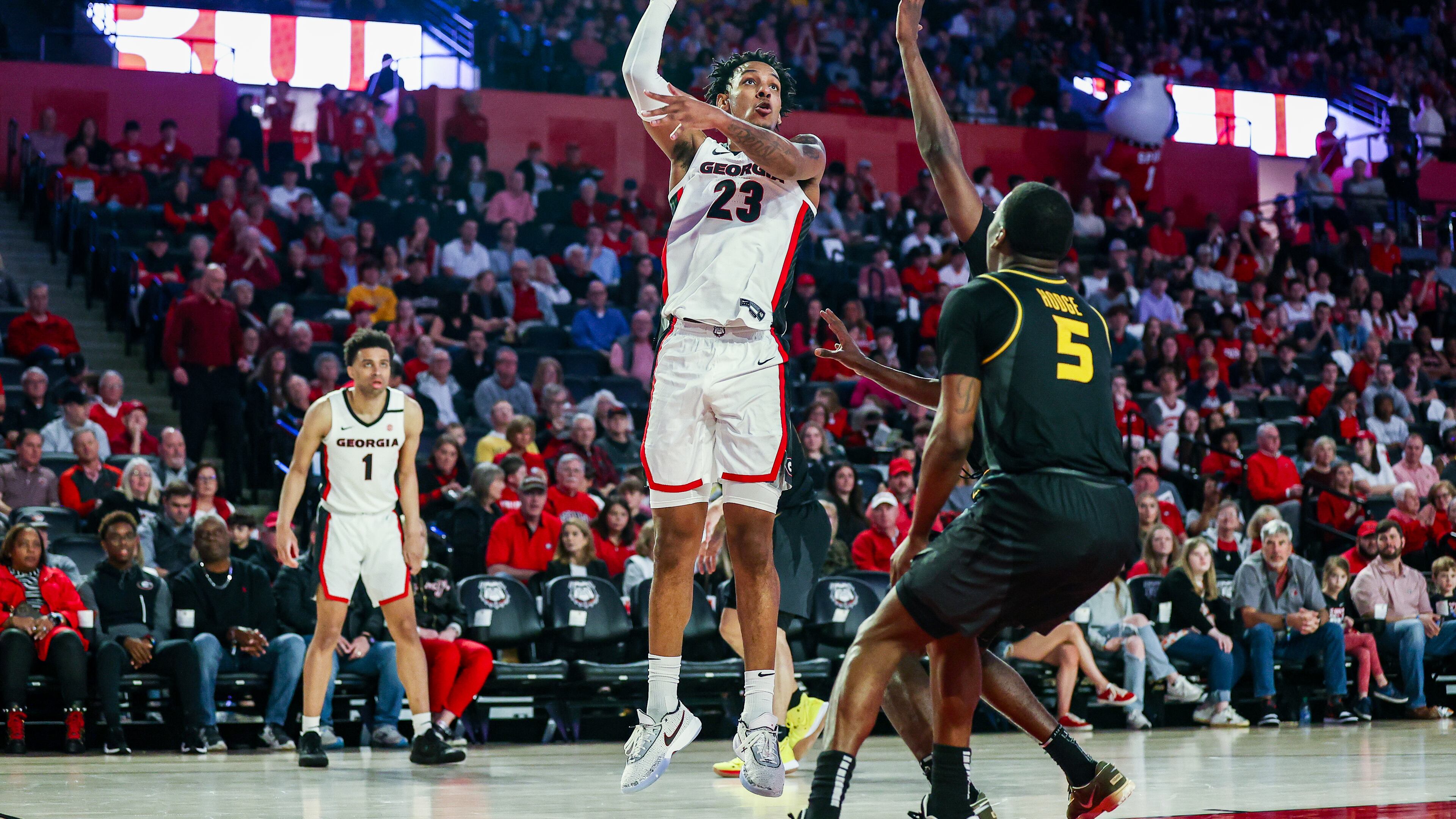 Georgia center Braelen Bridges (23) goes up with one of his five made shots on five attempts against Missouri at Stegeman Coliseum in Athens on Saturday, Feb. 25, 2023. (Tony Walsh/UGA Athletic Association)
