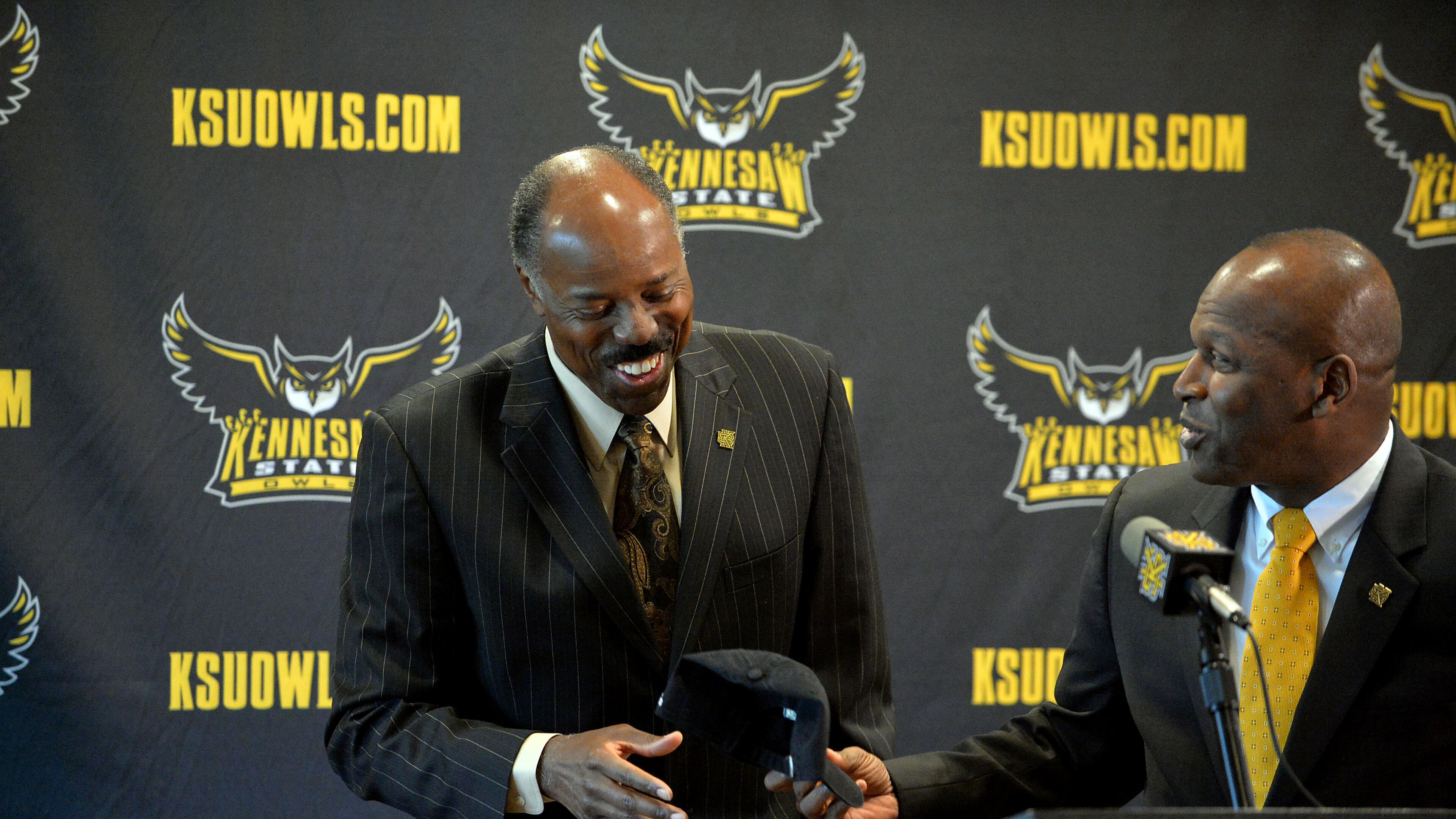 Kennesaw State’s Al Skinner, left, is entering his second season as the men’s basketball coach. KENT D. JOHNSON /KDJOHNSON@AJC.COM