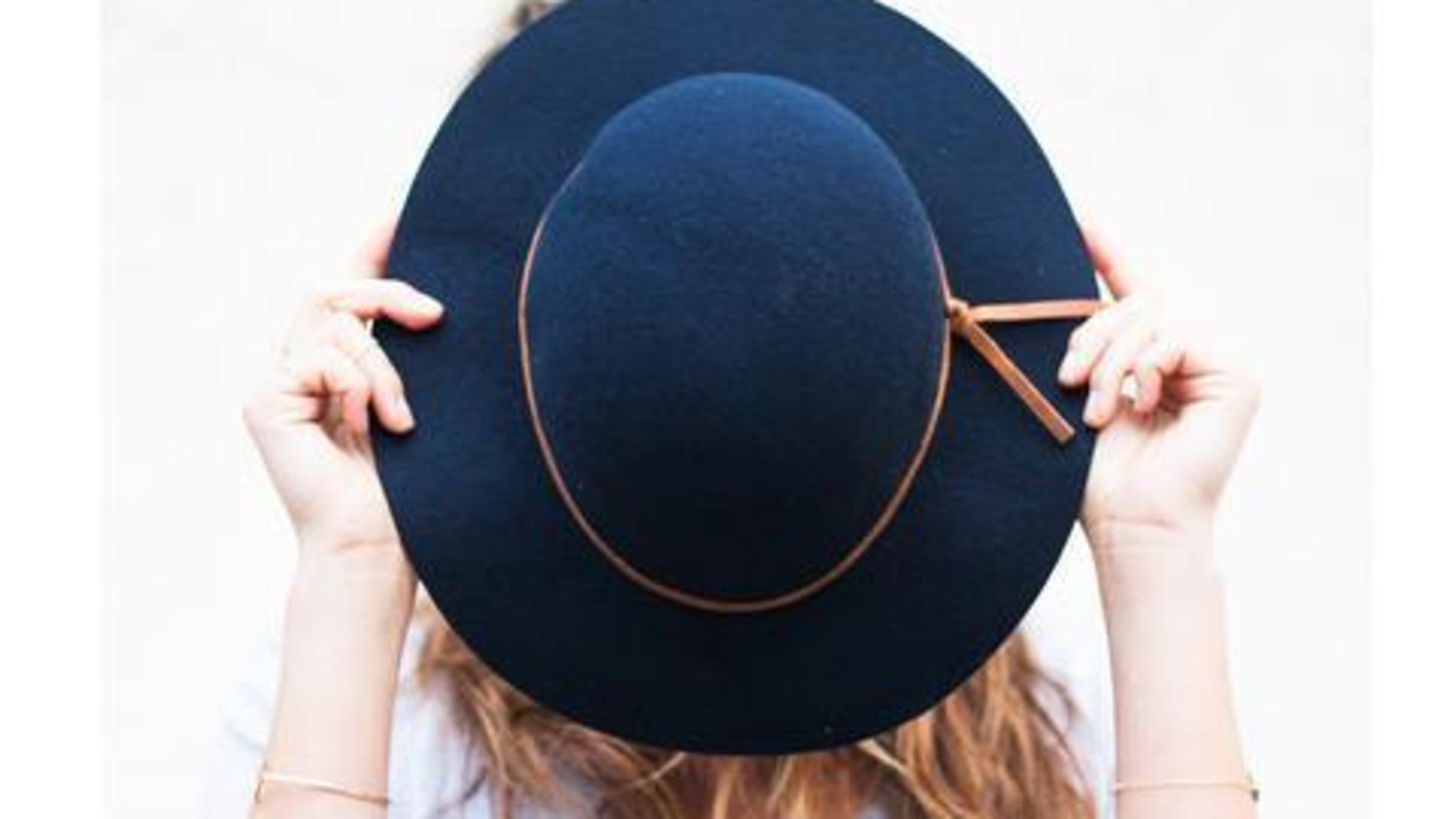The Luke Fedora (in Navy) is made in the U.S.A. of slavaged wool.