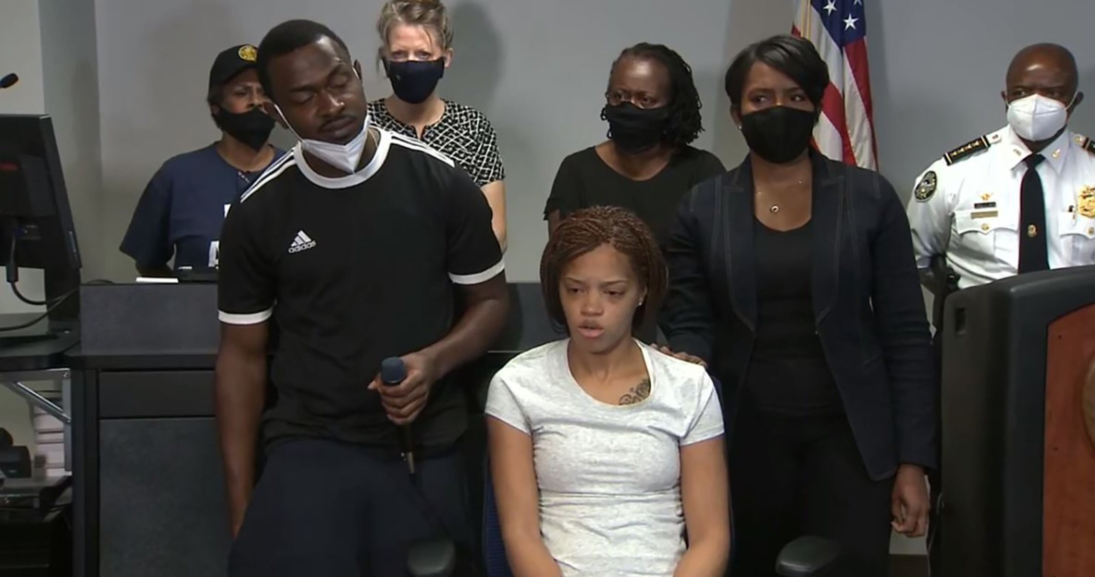 CREDIT: WSB-TV
The parents of Secoriea Turner and Atlanta Mayor Keisha Lance Bottoms speak on the death of 8-year-old Secoriea who was killed on Sunday, July 5, 2020.