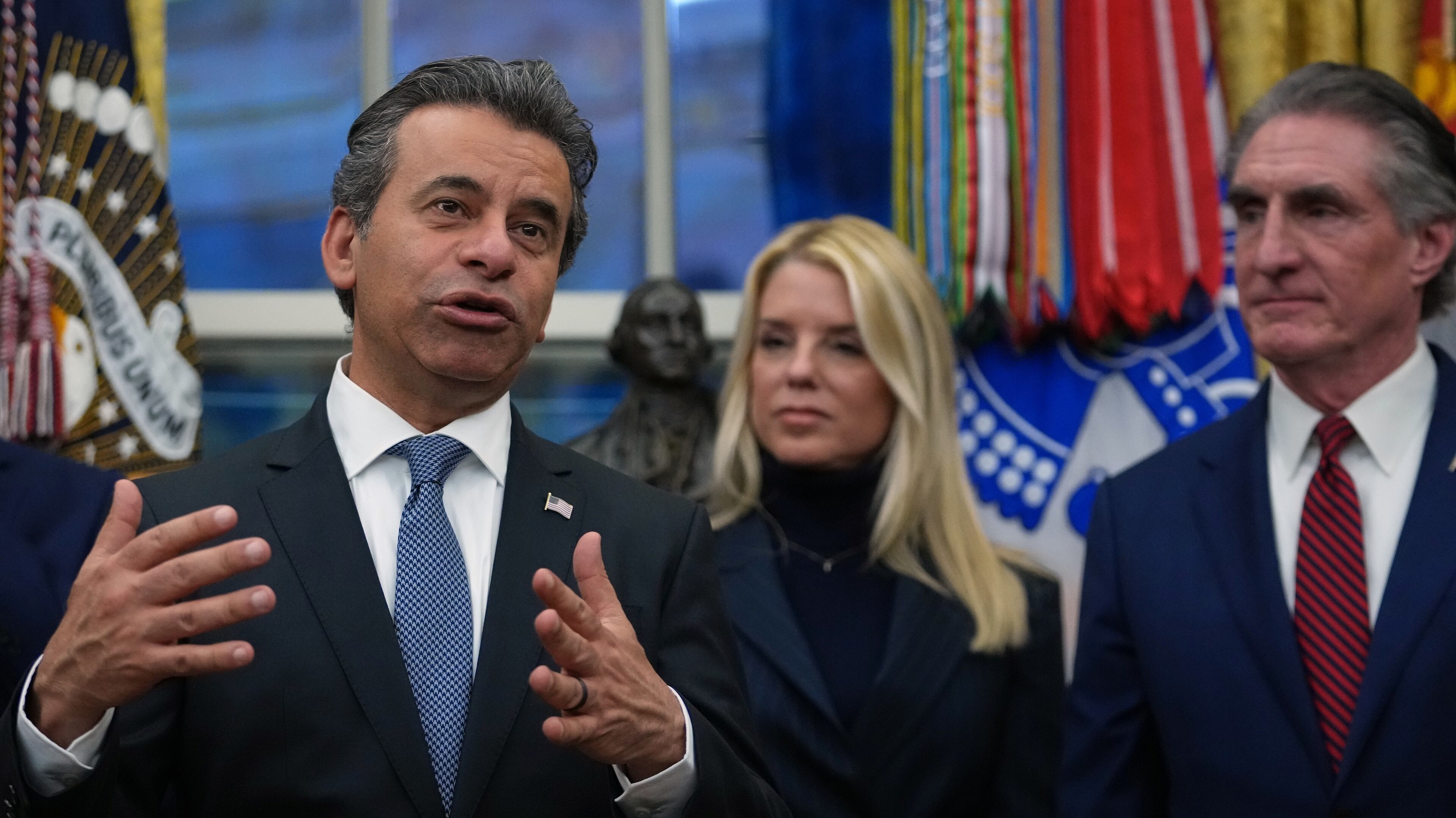 Dr. Marty Makary, commissioner of the Food and Drug Administration speaks at an event on addiction recovery in the Oval Office of the White House, Thursday, Jan. 29, 2026, in Washington, as Attorney General Pam Bondi and Interior Secretary Doug Burgum listen. (AP Photo/Allison Robbert)