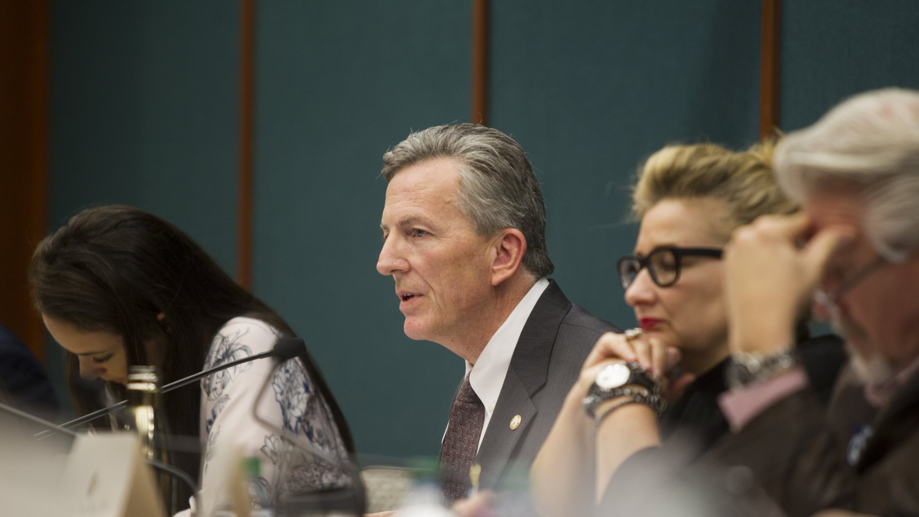 Chairman Jeff Stone addresses changes to House Bill 605 during a Senate Judiciary Committee hearing at the Coverdell Legislative Office Building in Atlanta, Georgia, on Thursday, March 22, 2018. (REANN HUBER/REANN.HUBER@AJC.COM)