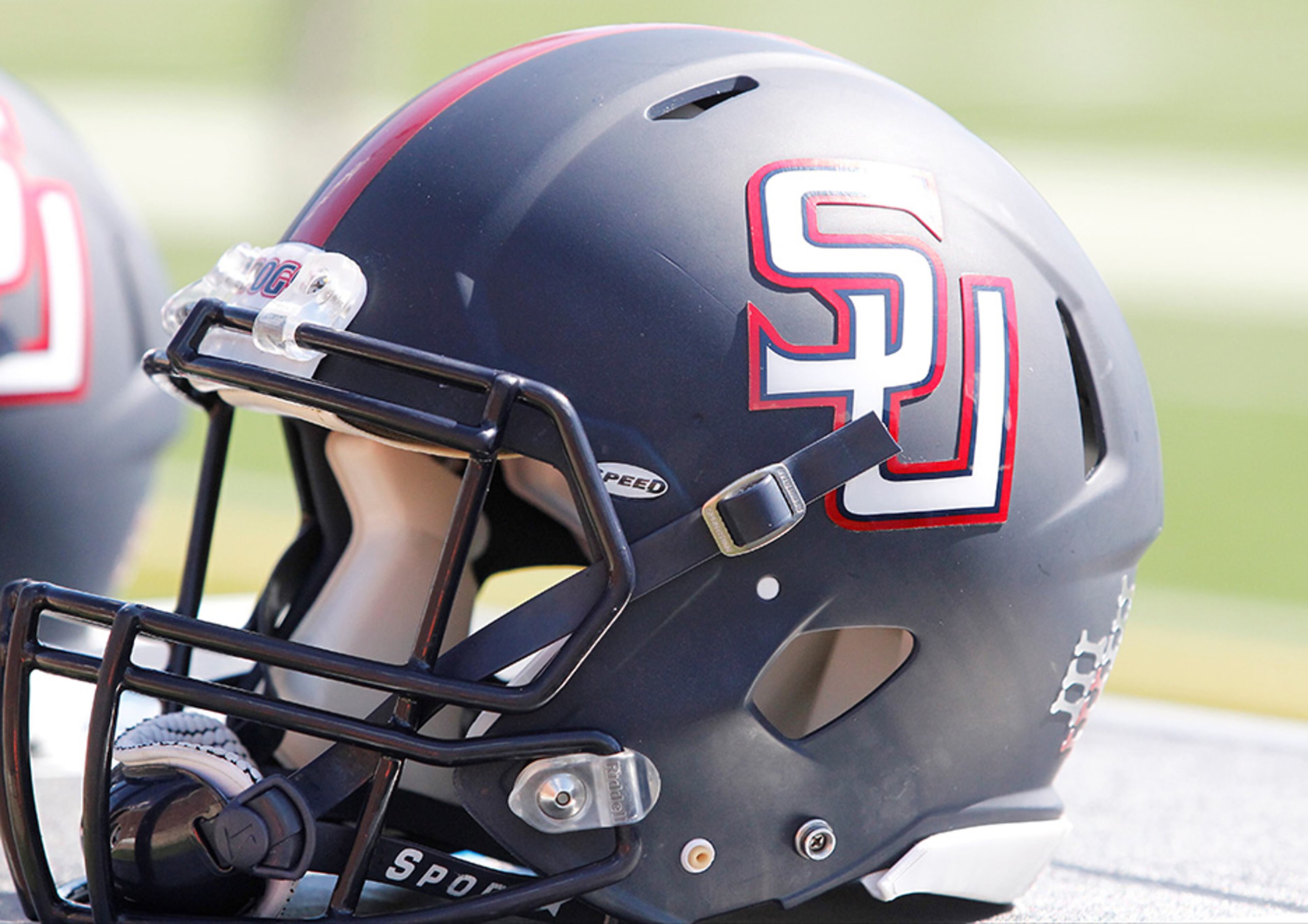 September 24 2016: A view of the Samford Bulldogs helmet. The Chattanooga Mocs defeated the Samford Bulldogs 41-21 at Finley stadium in Chattanooga, Tennessee. (Photo by Charles Mitchell/Icon Sportswire)
(Icon Sportswire via AP Images)