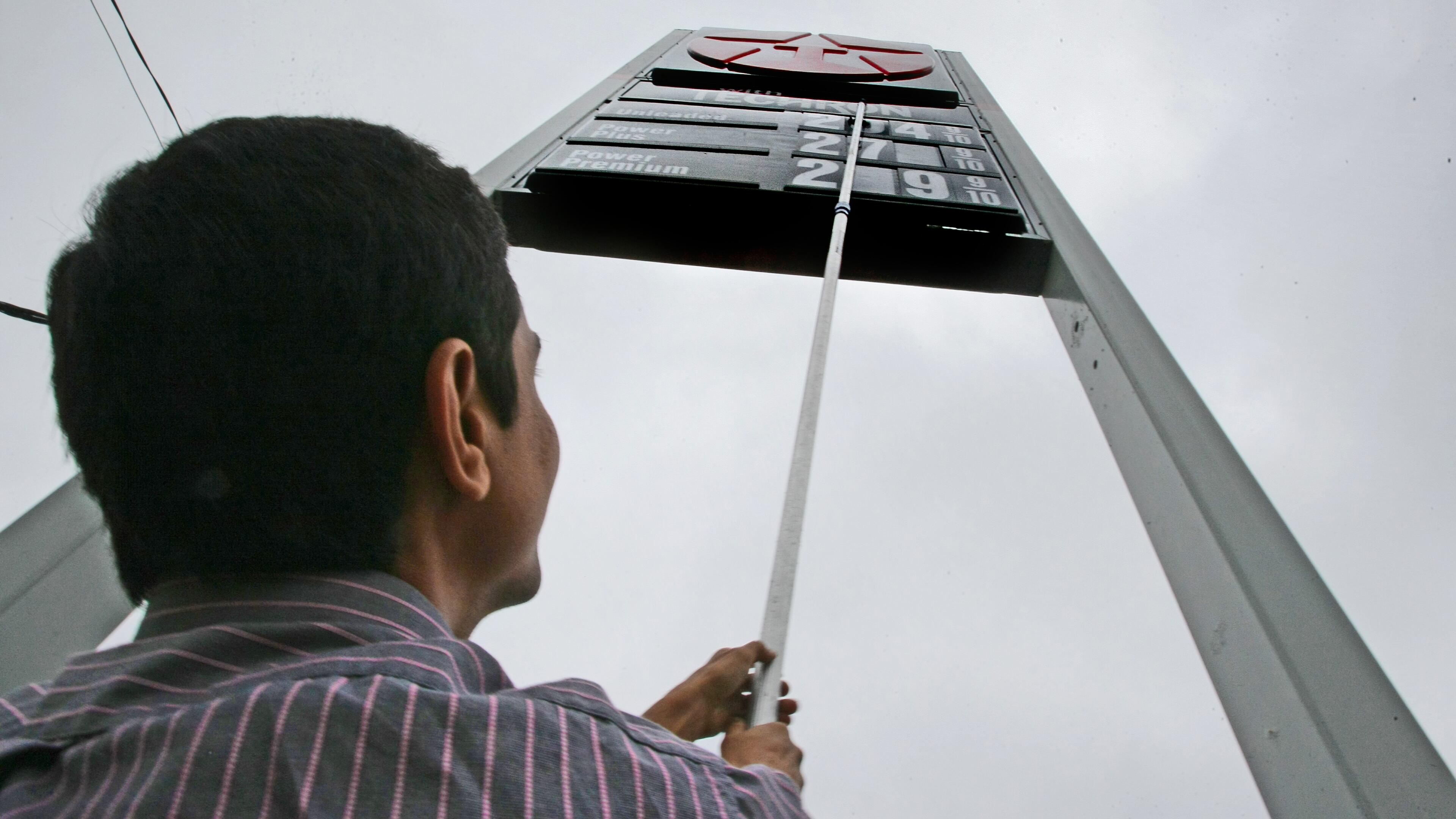 Gas prices aren’t that bad. John Spink/jspink@ajc.com