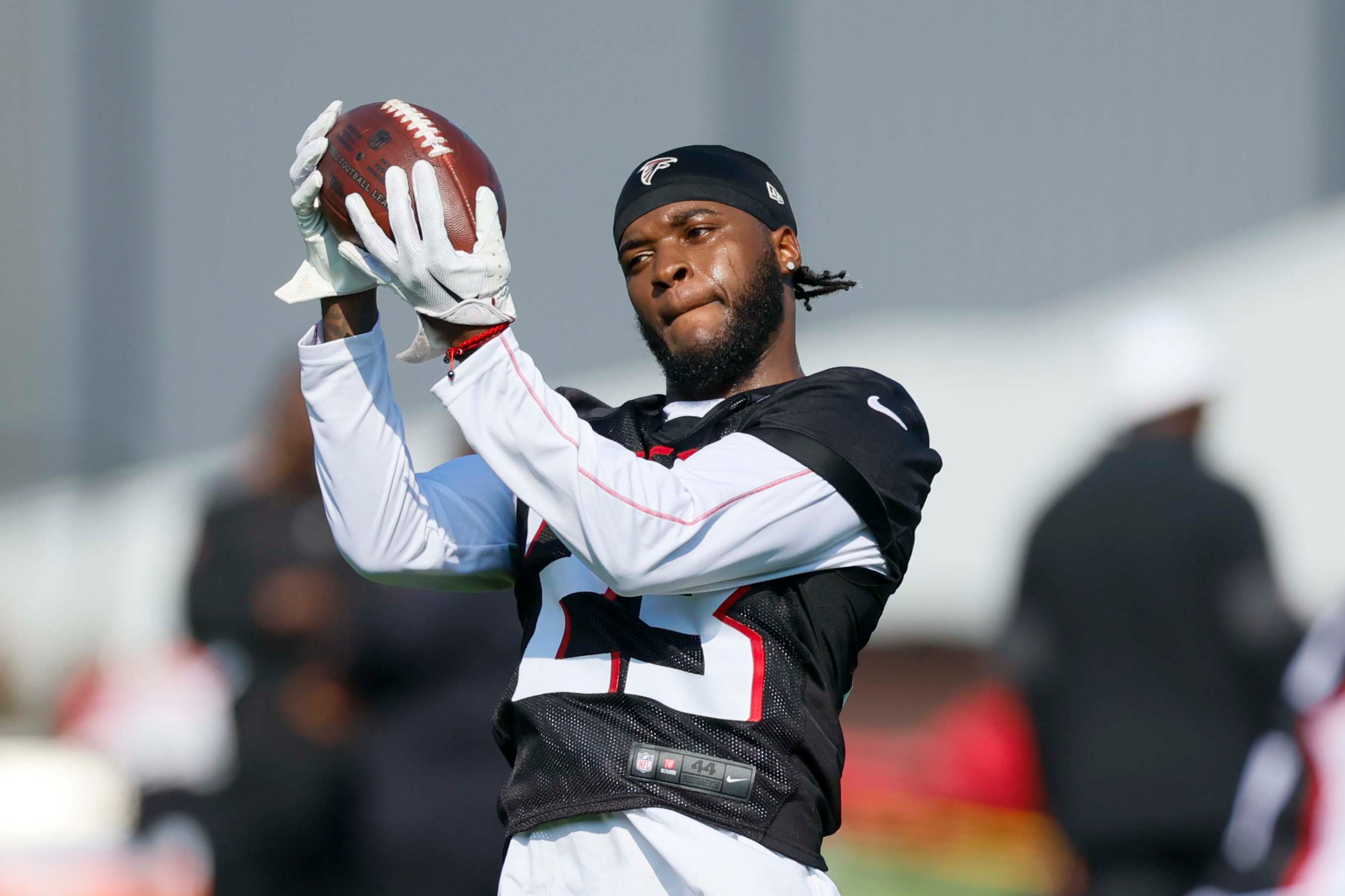 Atlanta Falcons safety DeMarcco Hellams catches the ball during the first practice of training camp on Thursday, July 24, 2025, in Flowery Branch. (Miguel Martinez/ AJC)