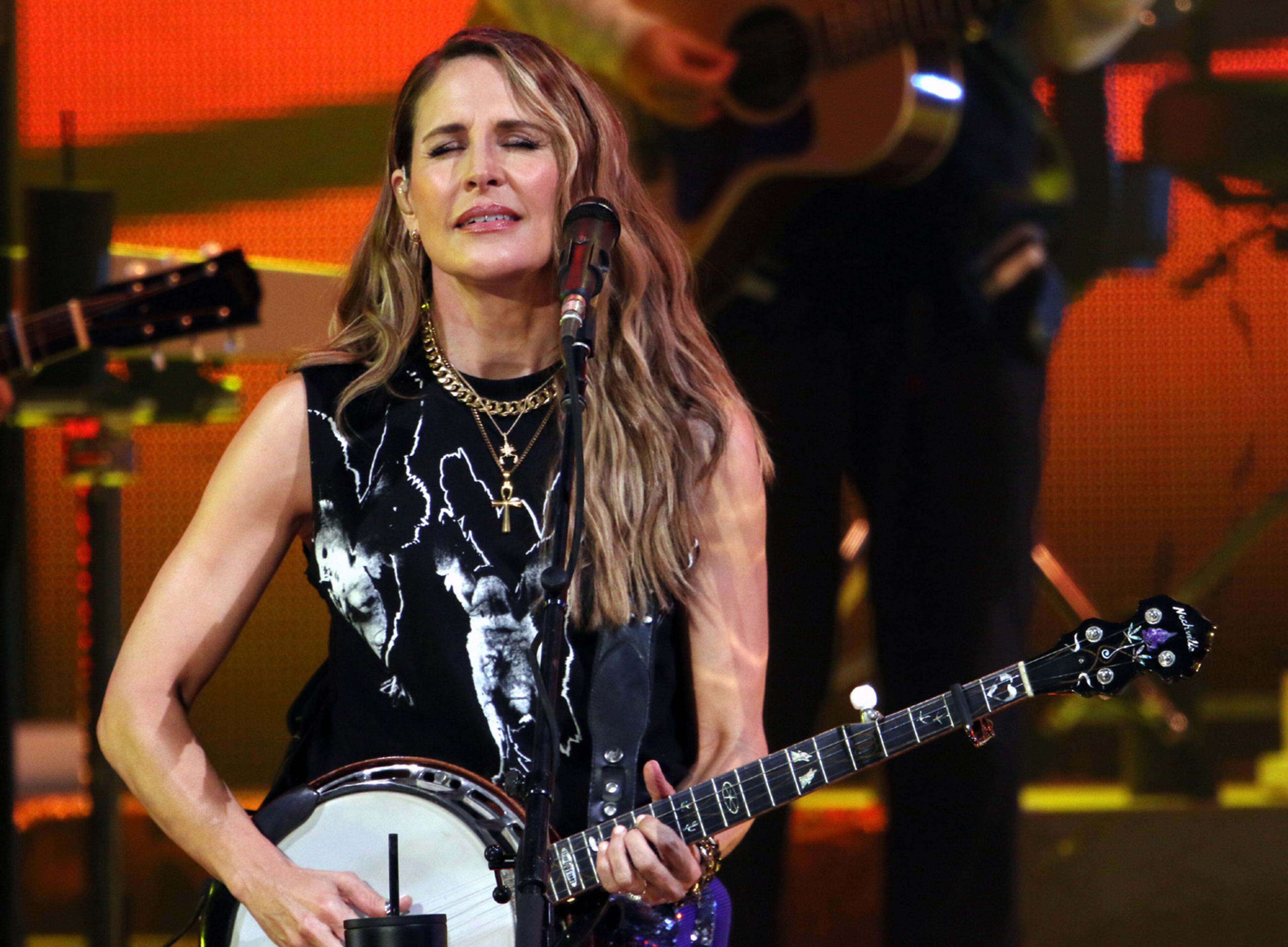 The Chicks, featuring Emily Strayer, performed for a sellout crowd Saturday night, July 16, 2022, at Ameris Bank Amphitheatre in Alpharetta. (Photo: Robb Cohen for The Atlanta Journal-Constitution)