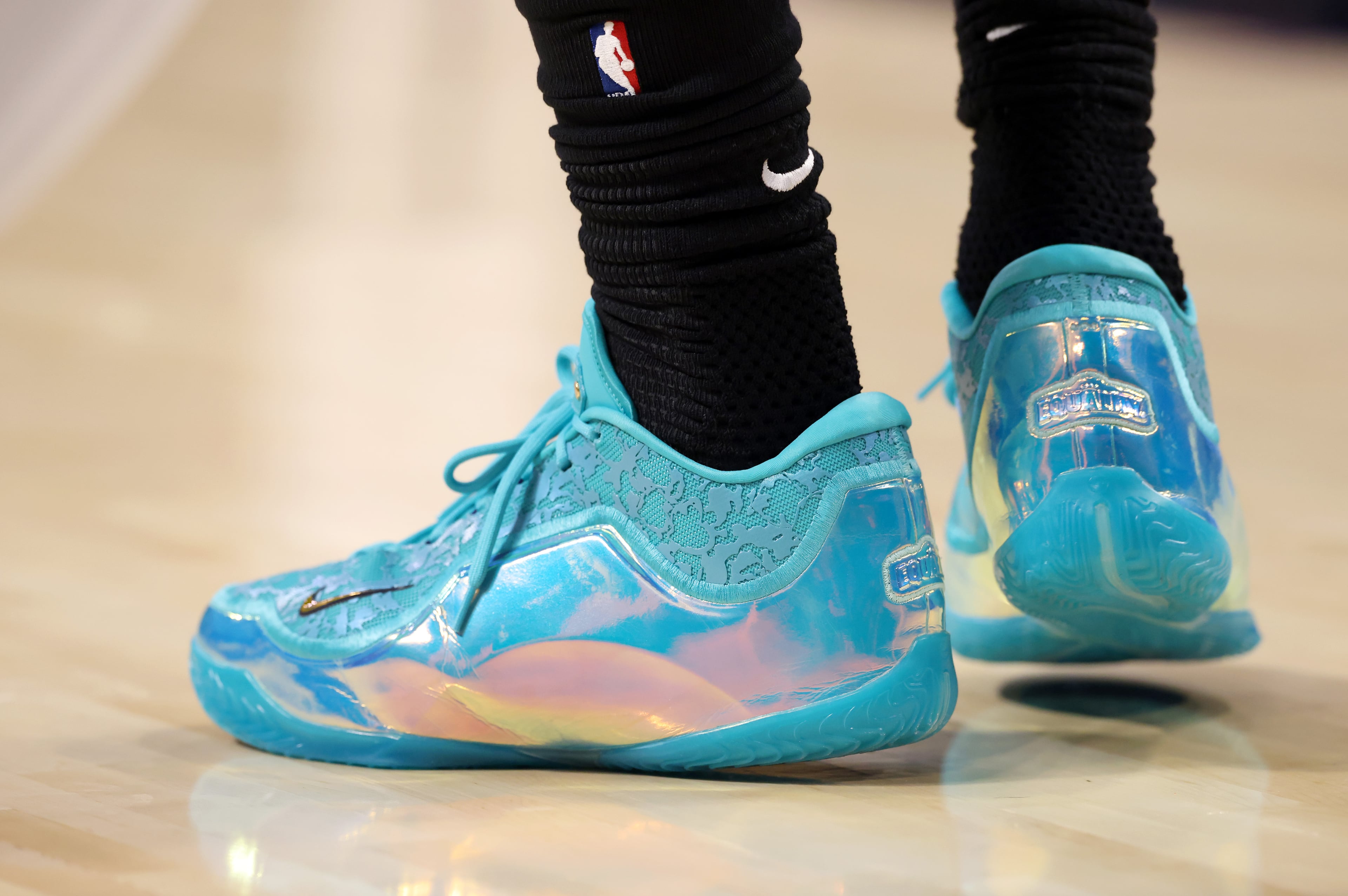 Memphis Grizzlies v Los Angeles Lakers