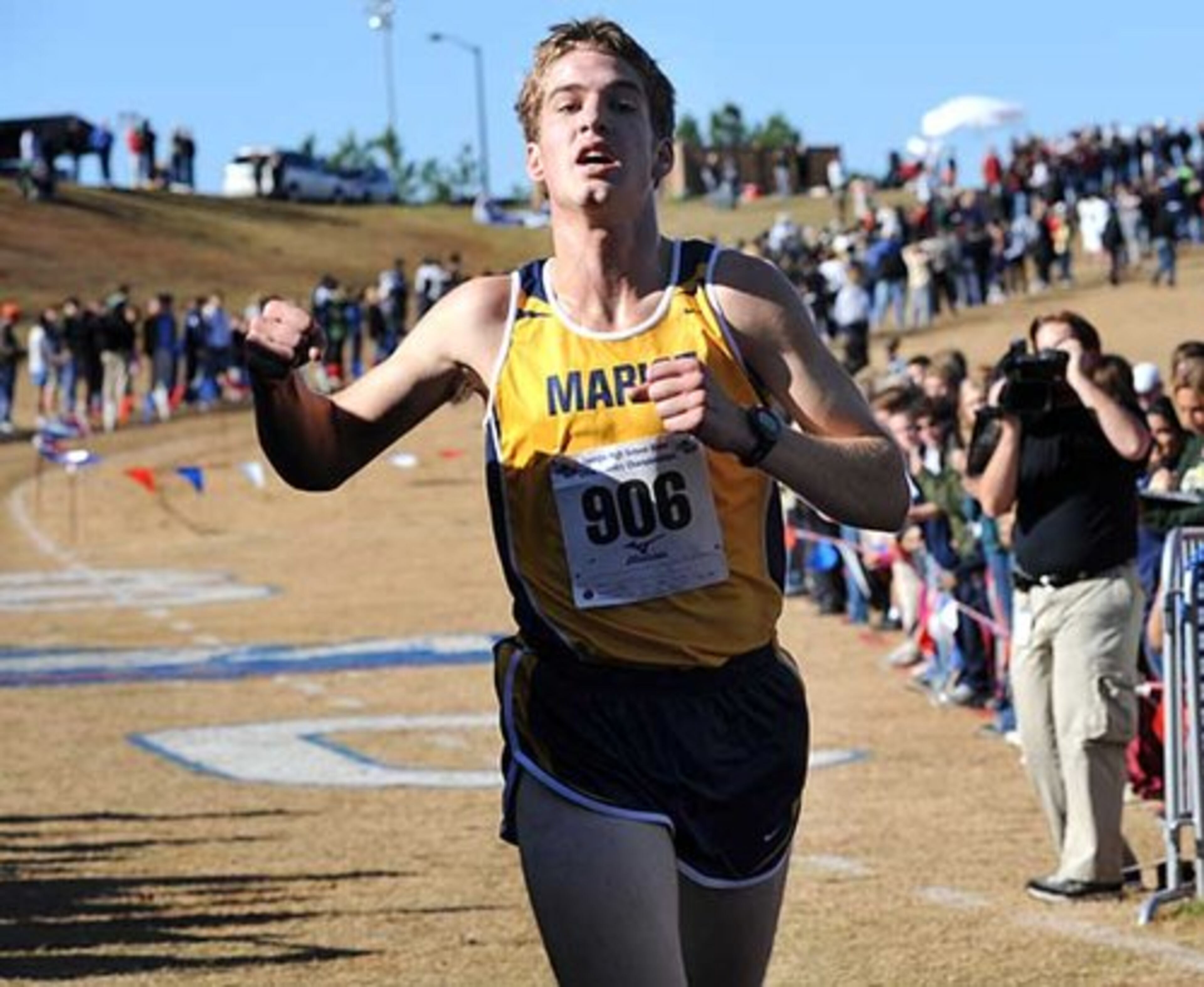David Connolly of Marist finished first in the 4-A meet with a time of 16:16.23.
