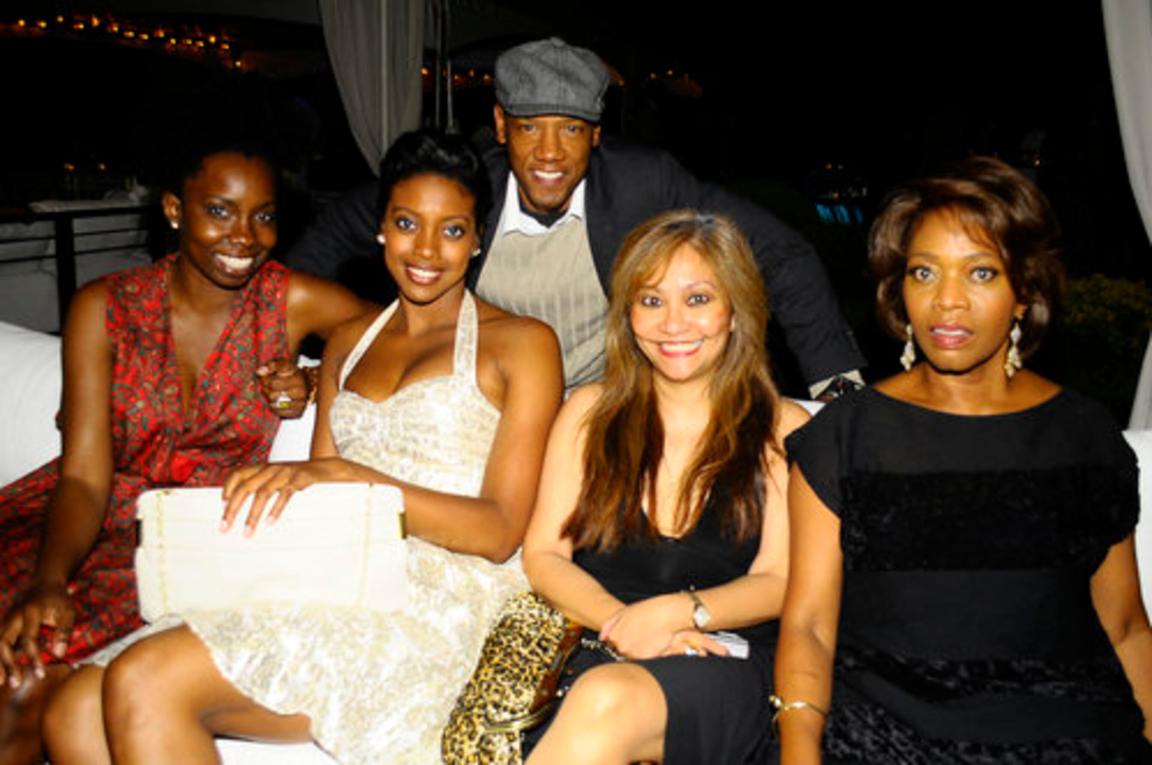 Cast members of the remake of "Steel Manolias" (from left) Adepero Oduye, Condola Rashad, Tory Kittles, publicist Cherry Bañez and Alfre Woodard pose.