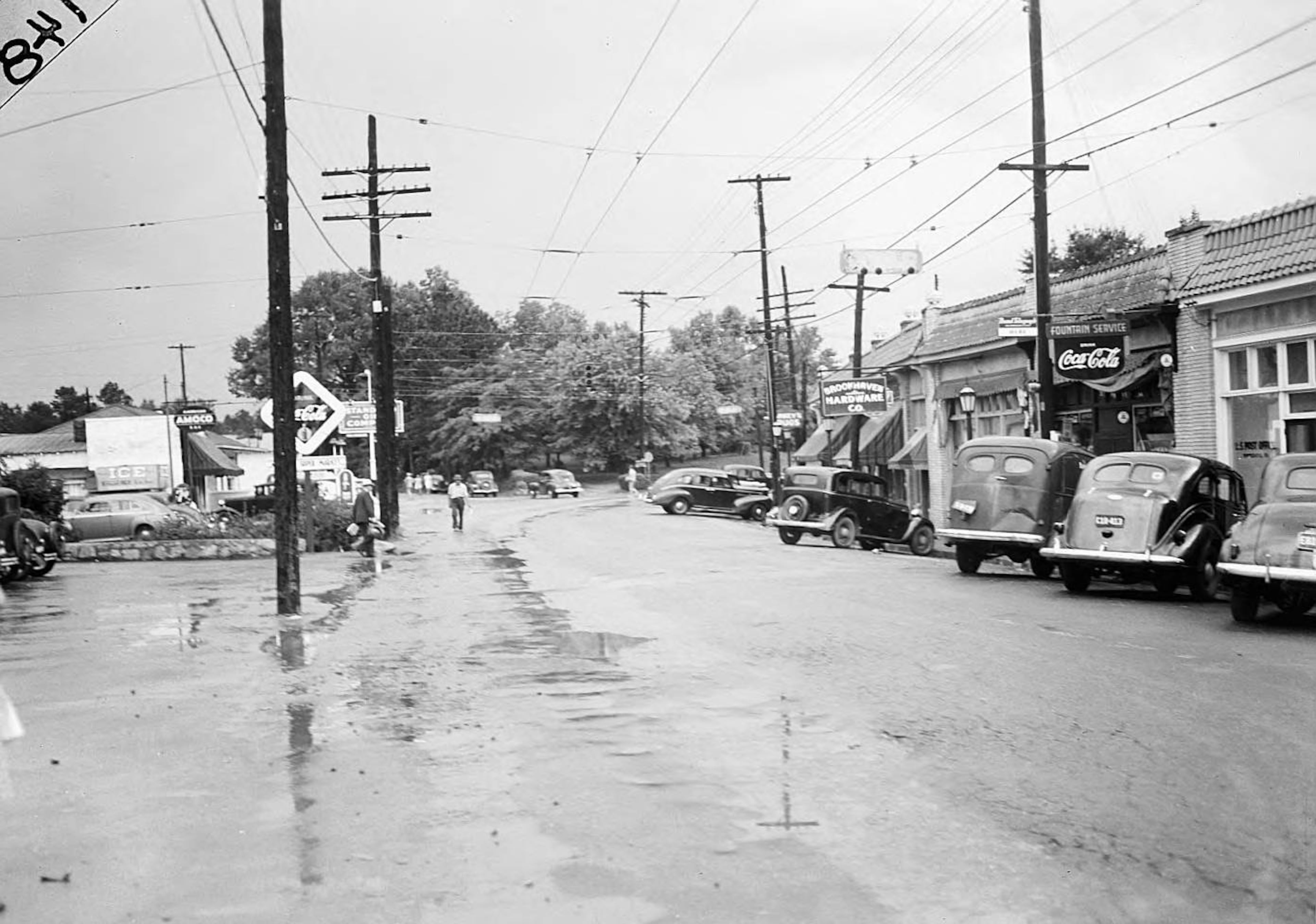 A Brookhaven street scene from 1942. LBGPF8-051a, Lane Brothers Commercial Photographers Photographic Collection, 1920-1976. Photographic Collection, Special Collections and Archives, Georgia State University Library.