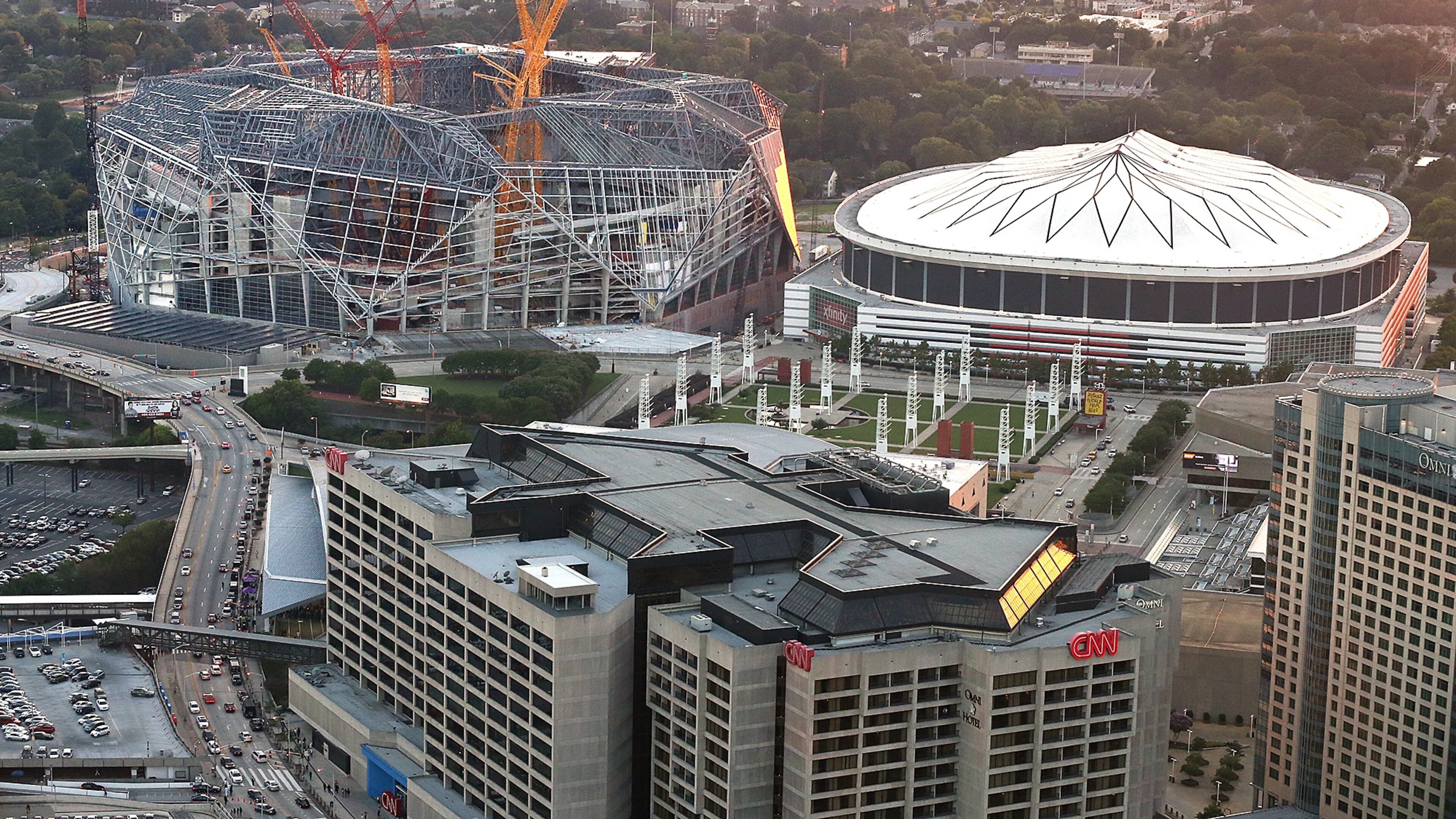 082516 ATLANTA: Mercedes-Benz Stadium, the new home of the Atlanta Falcons, continues to take shape beside the Georgia Dome as seen on Thursday, August 25, 2016, in Atlanta. Curtis Compton /ccompton@ajc.com