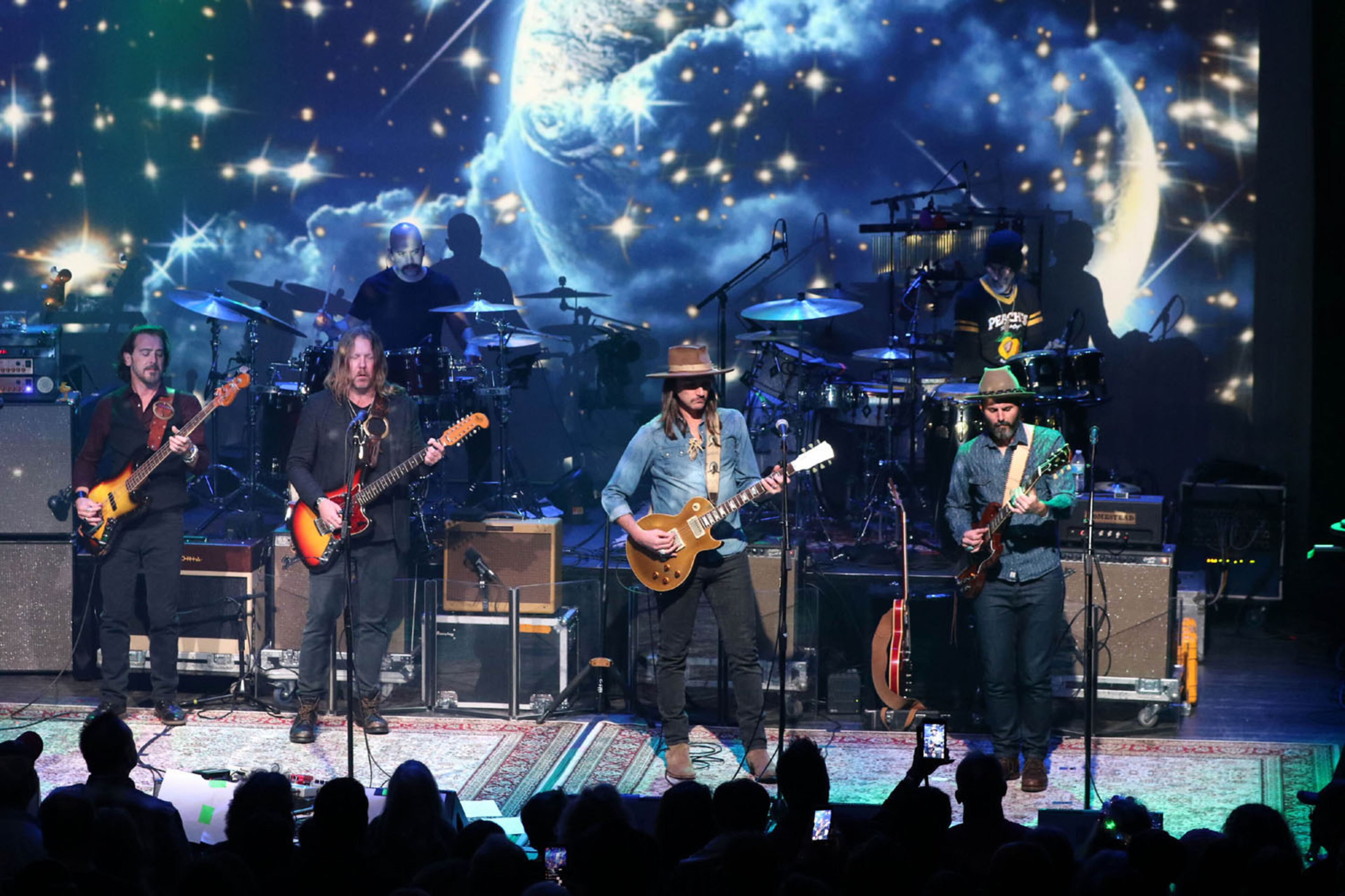 The Allman Betts Band played to a near sellout crowd on Monday, December 30, 2019 at the Buckhead Theatre.
Robb Cohen Photography & Video /RobbsPhotos.com