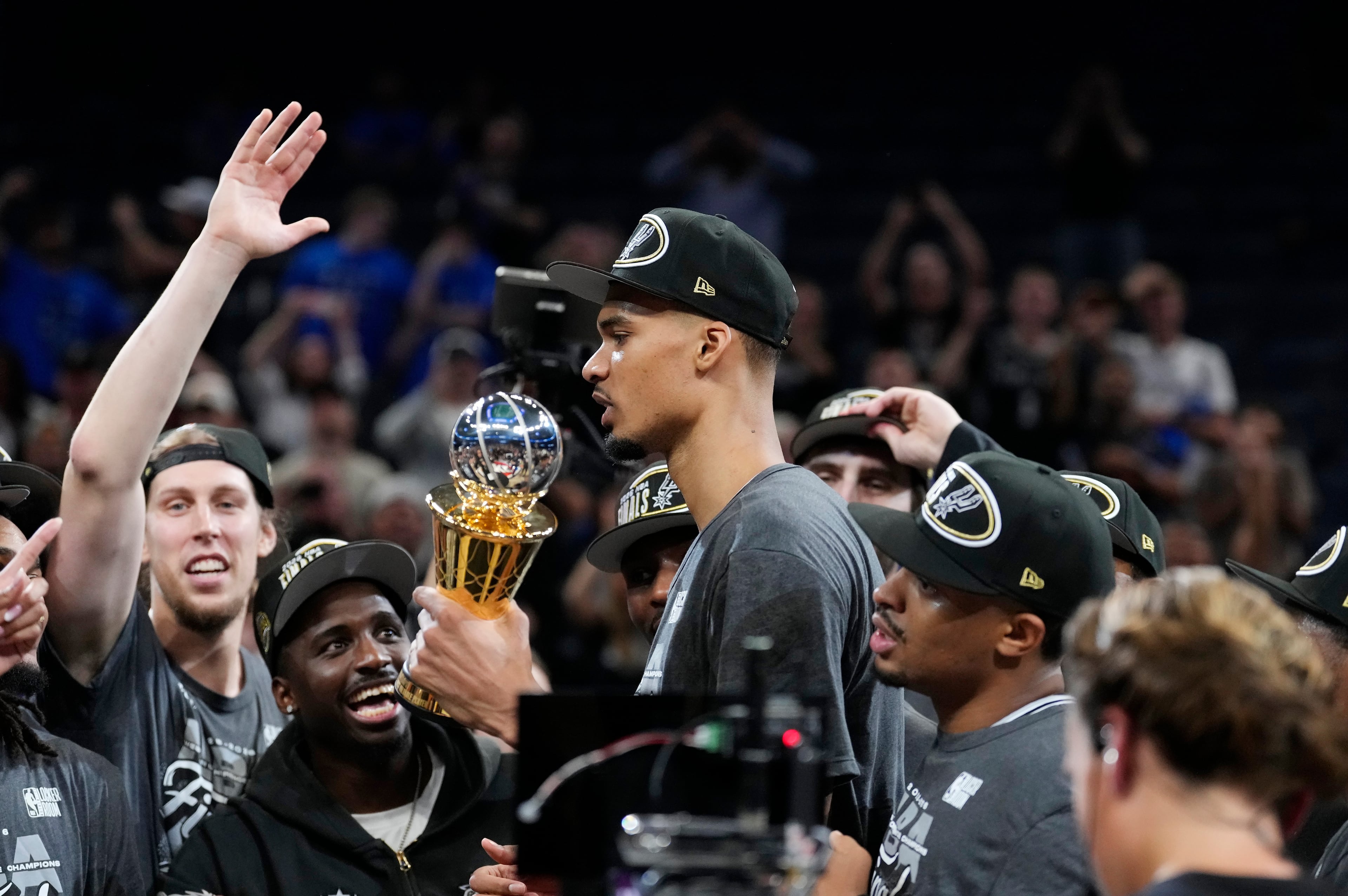 Spurs Thunder Basketball