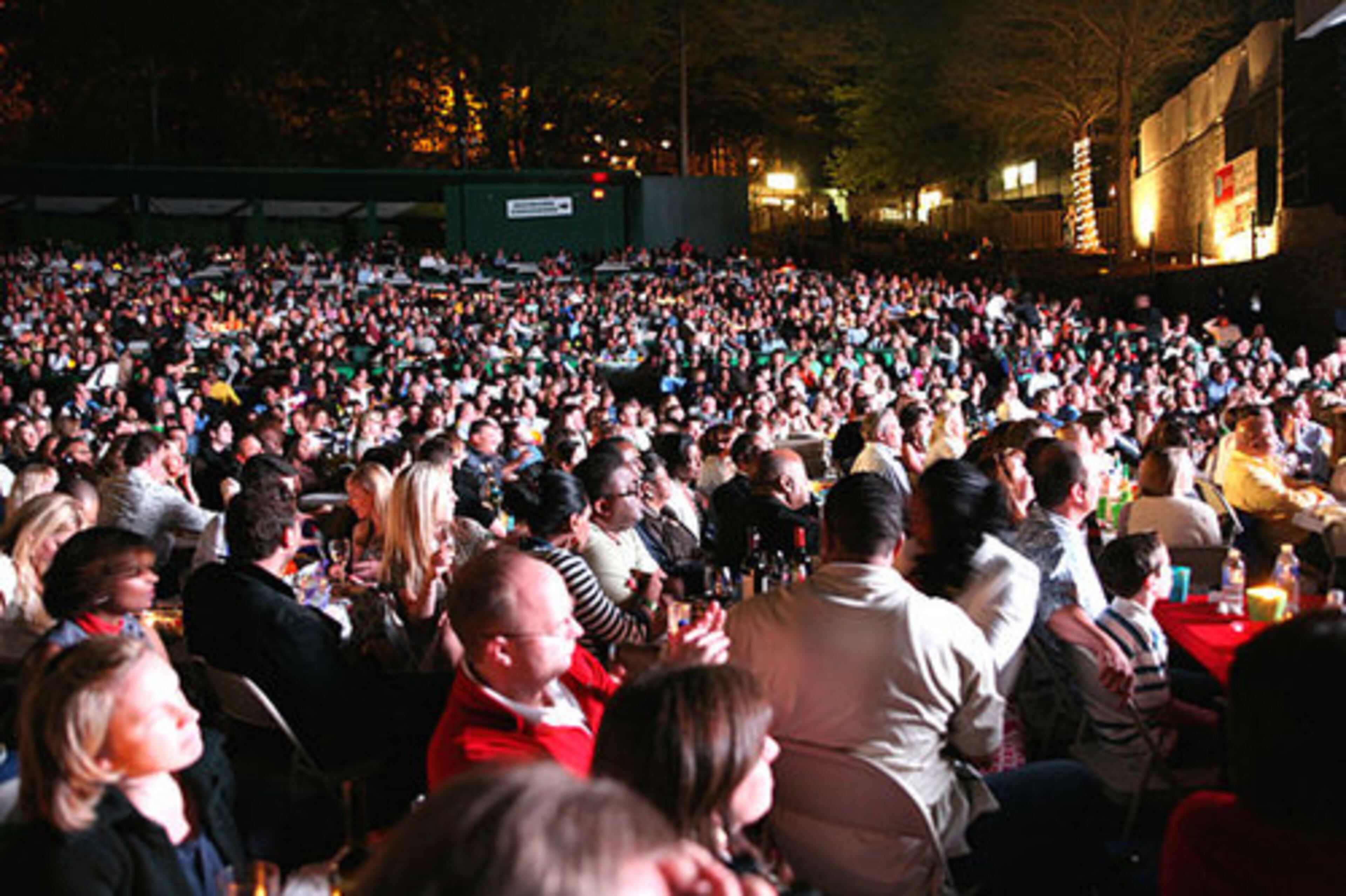 A portion of the large crowd that Seal brought out to Chastain.