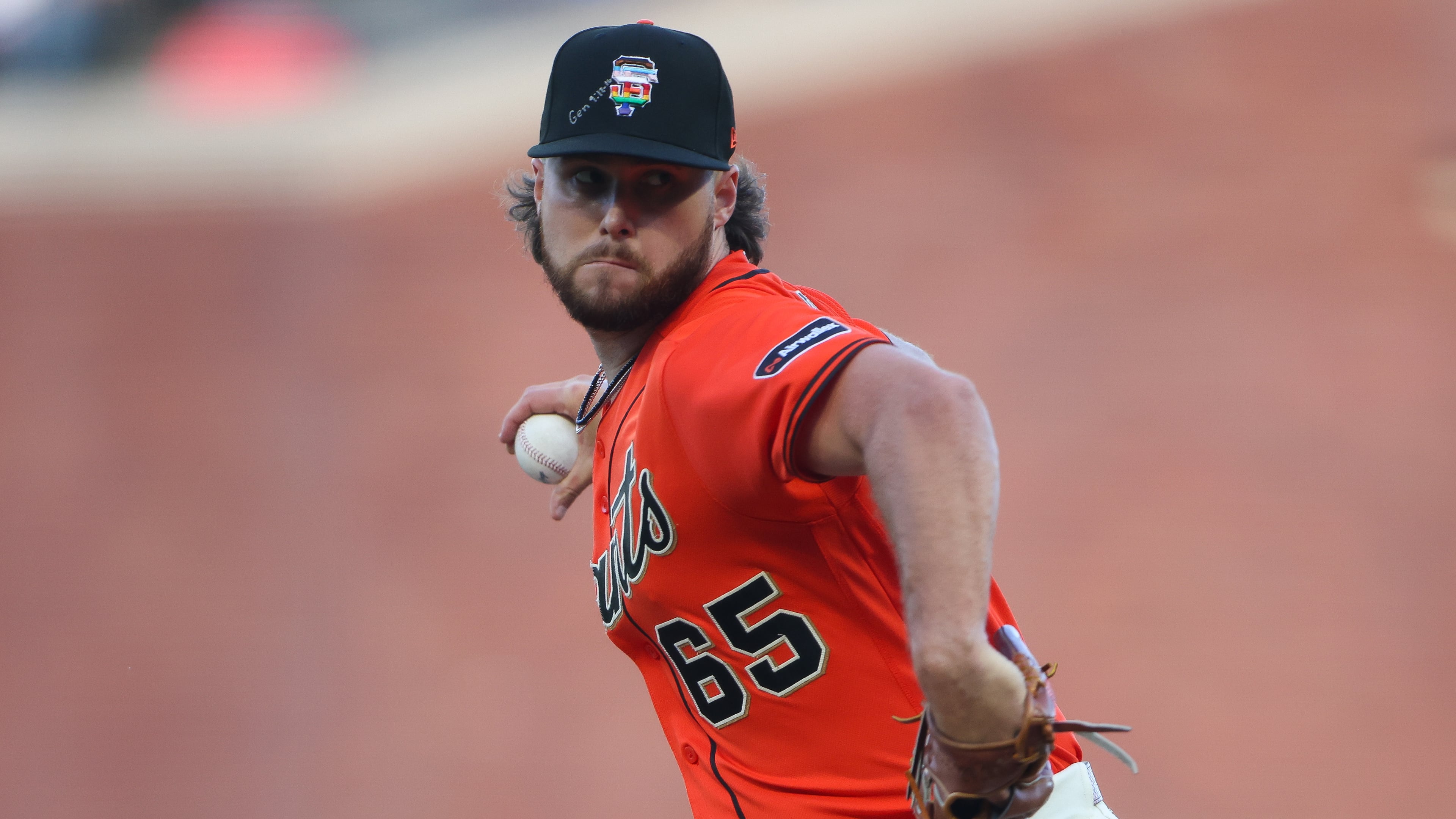 San Francisco Giants pitcher Landen Roupp throws to a Chicago Cubs batter during the first inning of a baseball game Friday, June 12, 2026, in San Francisco, Calif. (AP Photo/Scott Marshall)