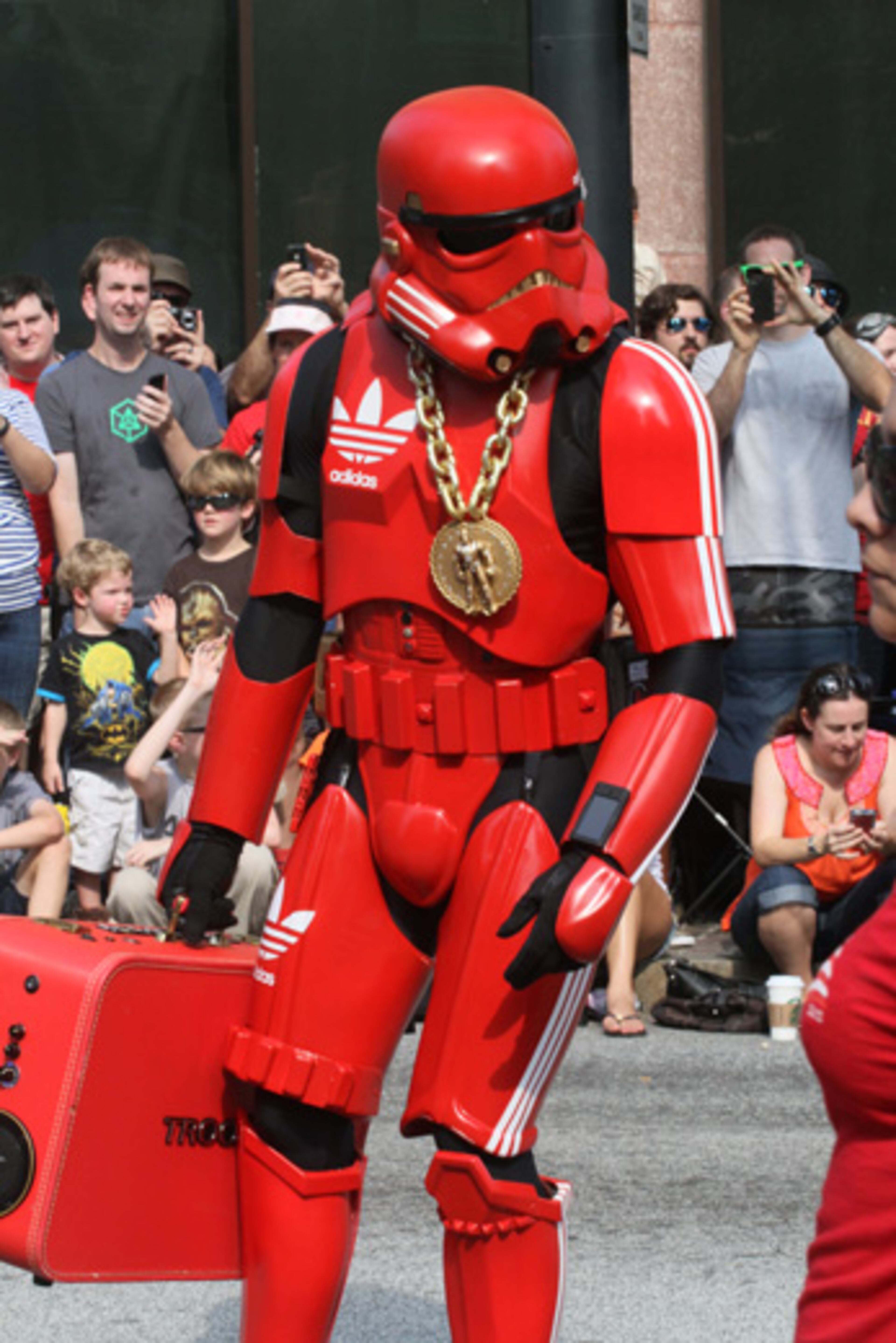 as Dragon*Con hosted its annual parade.