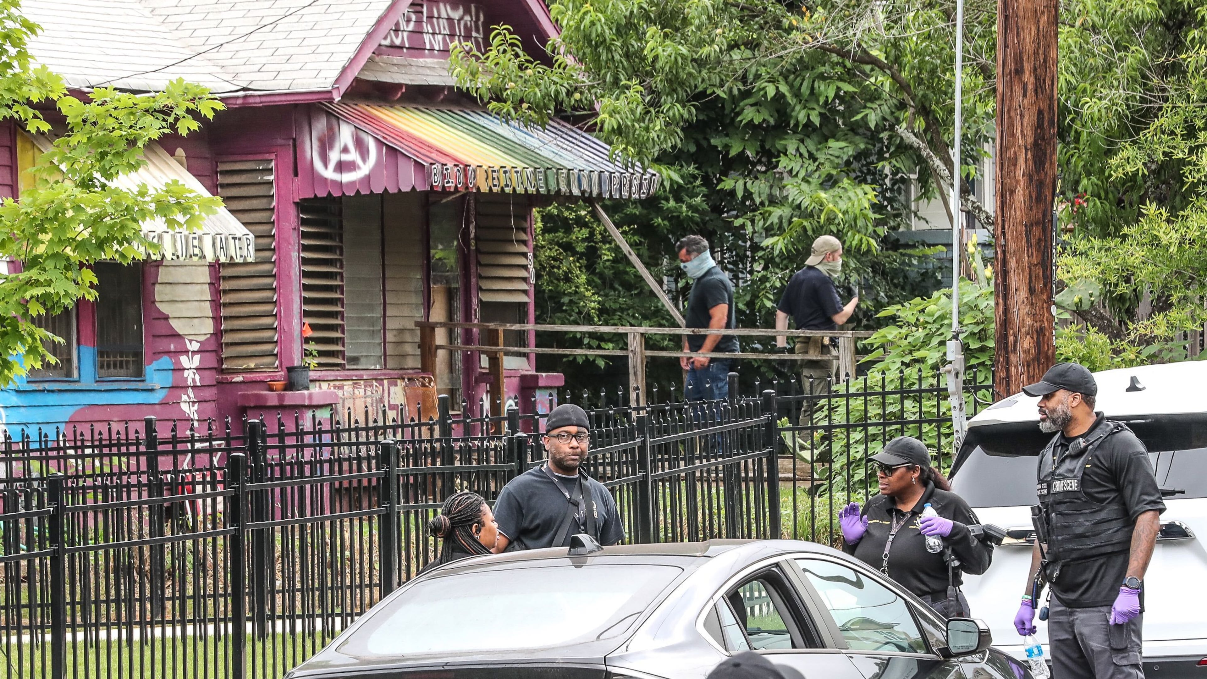 Atlanta Police Officers and GBI agents were at the Teardown House on Mayson Avenue in Atlanta conducting a search warrant. Three people were arrested and charged with crimes related to the Atlanta Public Safety Center.