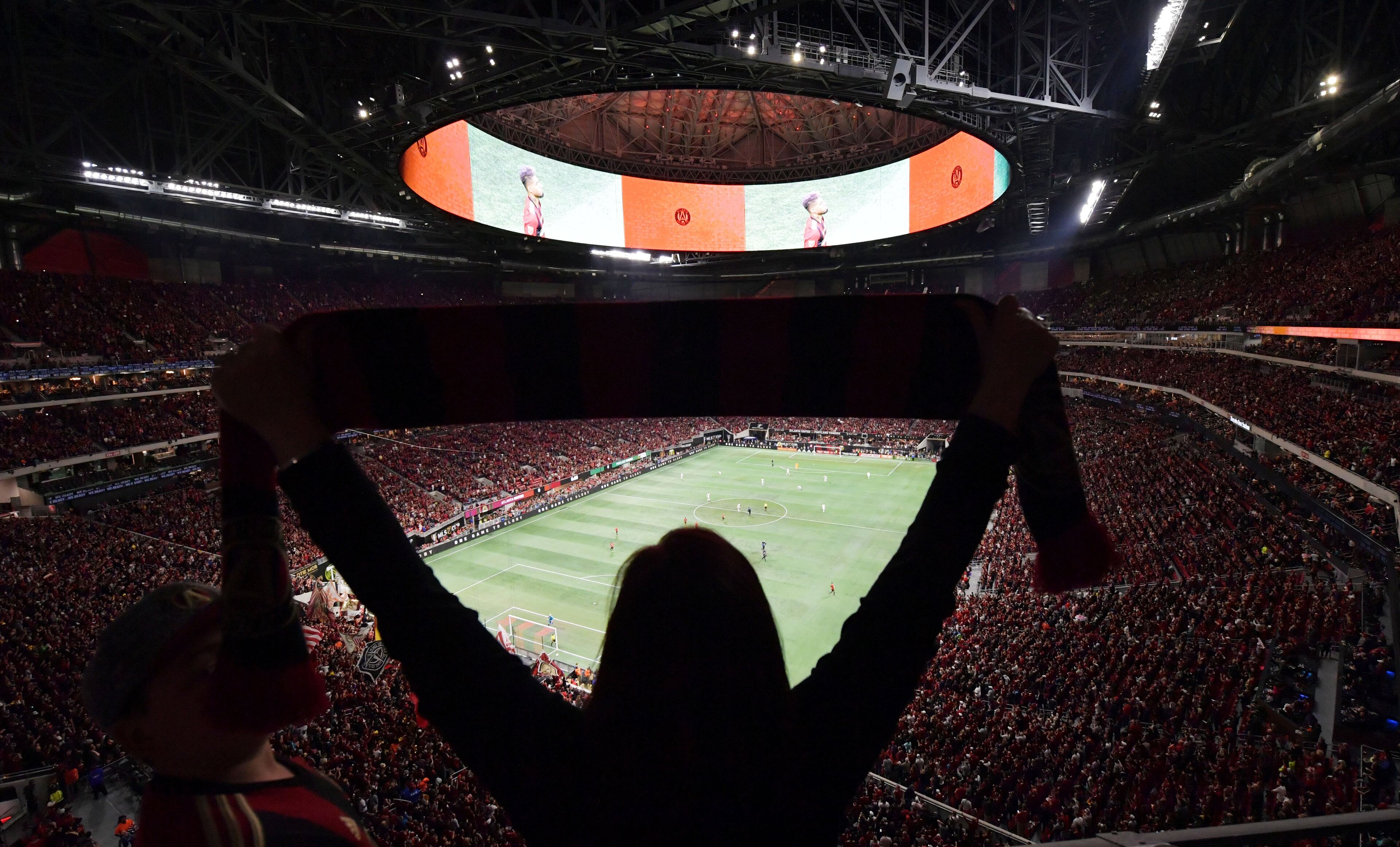 12/8/18 - Atlanta - Play begins for the MLS Cup. The Atlanta United soccer team plays the Portland Timbers for the MLS Cup, the championship game of the Major League Soccer League at Mercedes-Benz Stadium in Atlanta. HYOSUB SHIN / HSHIN@AJC.COM