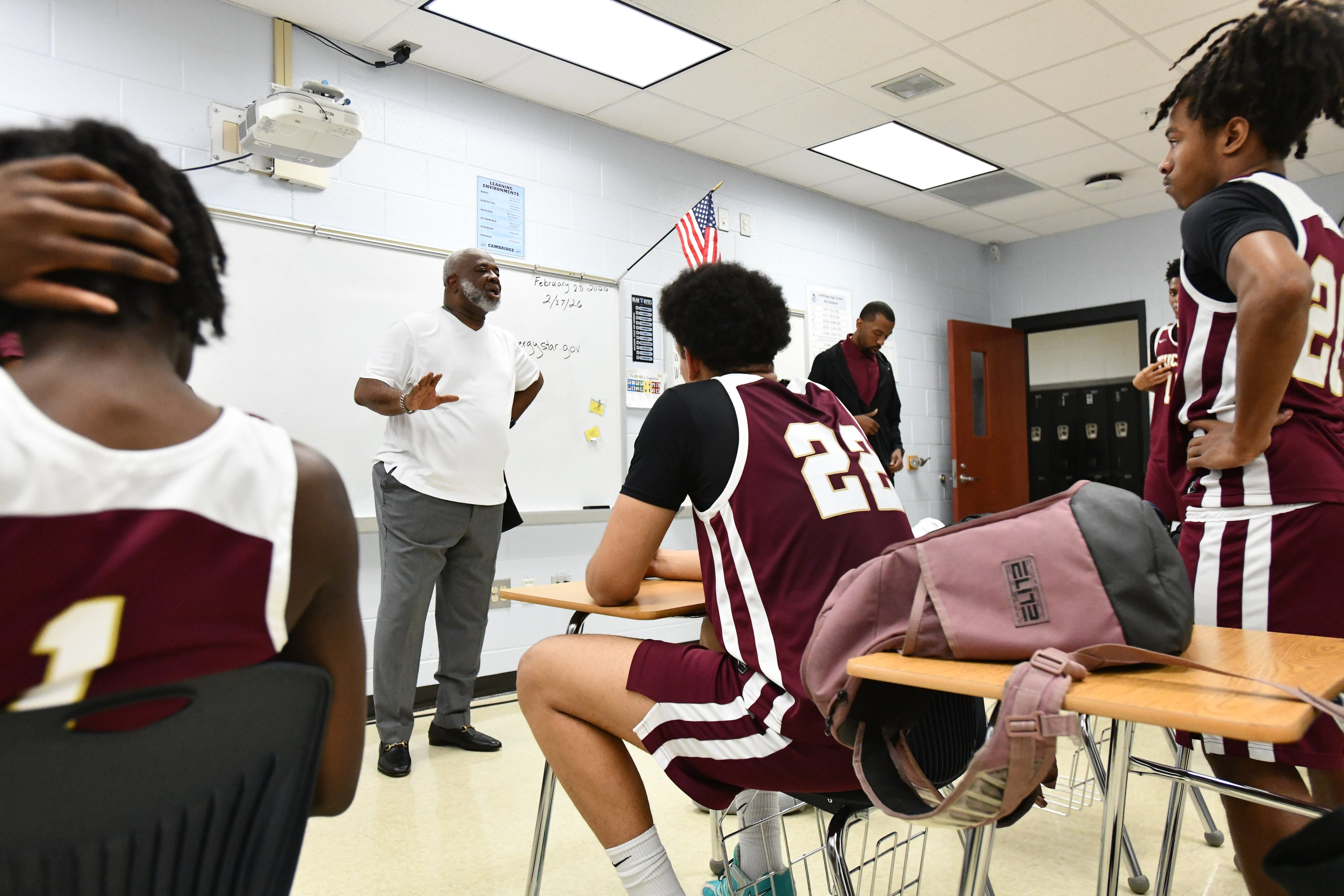 Tucker head coach James Hartry instructs during halftime of a basketball game at Cambridge High School, Saturday, Feb. 28, 2026, in Milton. Cambridge won 58-56 over Tucker. (Hyosub Shin/AJC)