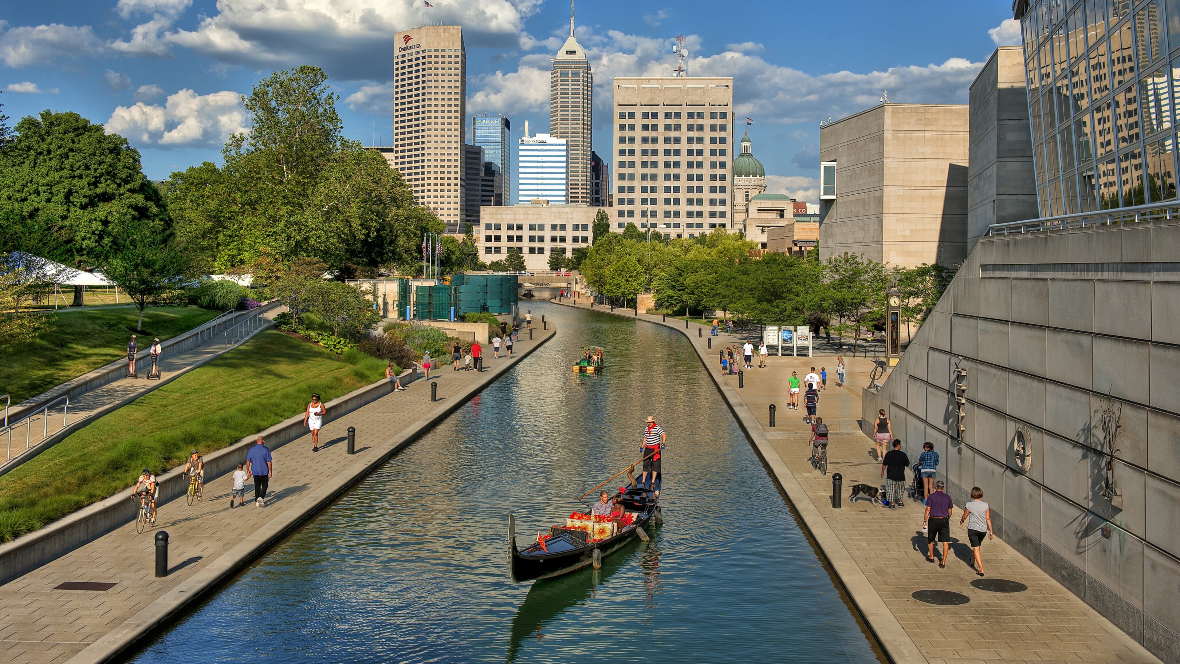 A gondolier takes passengers on a cruise of the three-mile downtown canal loop. (Visit Indy/TNS)