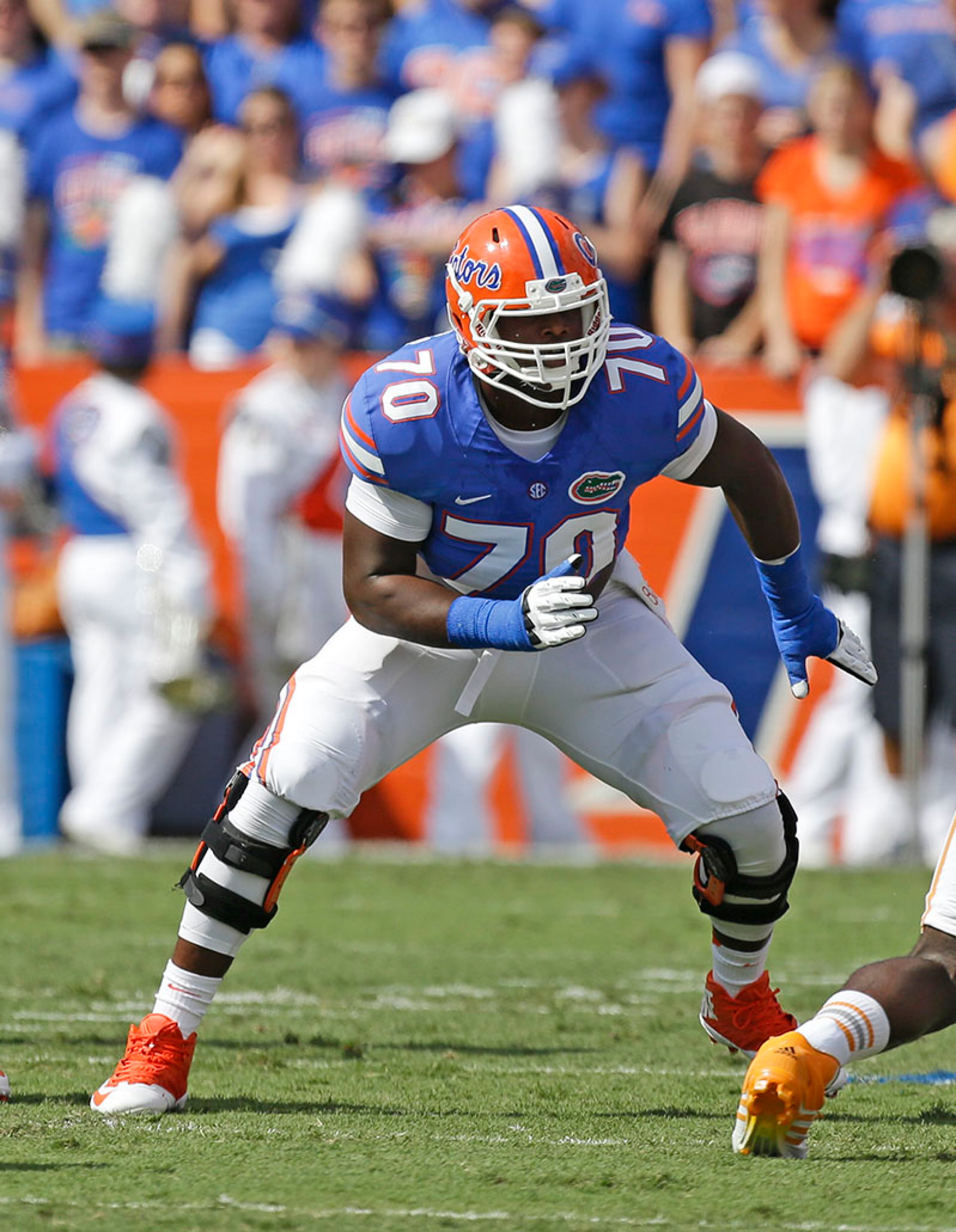 Florida offensive linesman D.J. Humphries is out 2-4 weeks with a sprained MCL.