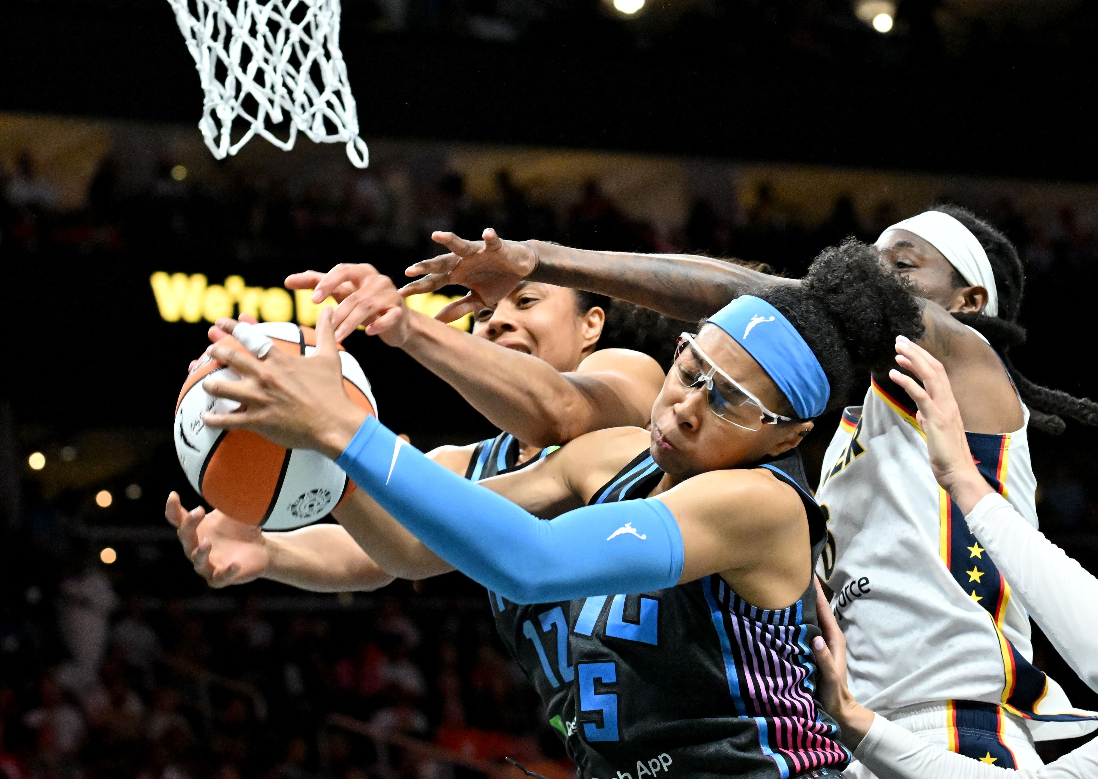 Atlanta Dream guard Allisha Gray (15) grabs a rebound during the second half in Atlanta Dream’s home opener at State Farm Arena, Thursday, May 22, 2025, in Atlanta. Indiana Fever won 81-76 over Atlanta Dream. (Hyosub Shin / AJC)