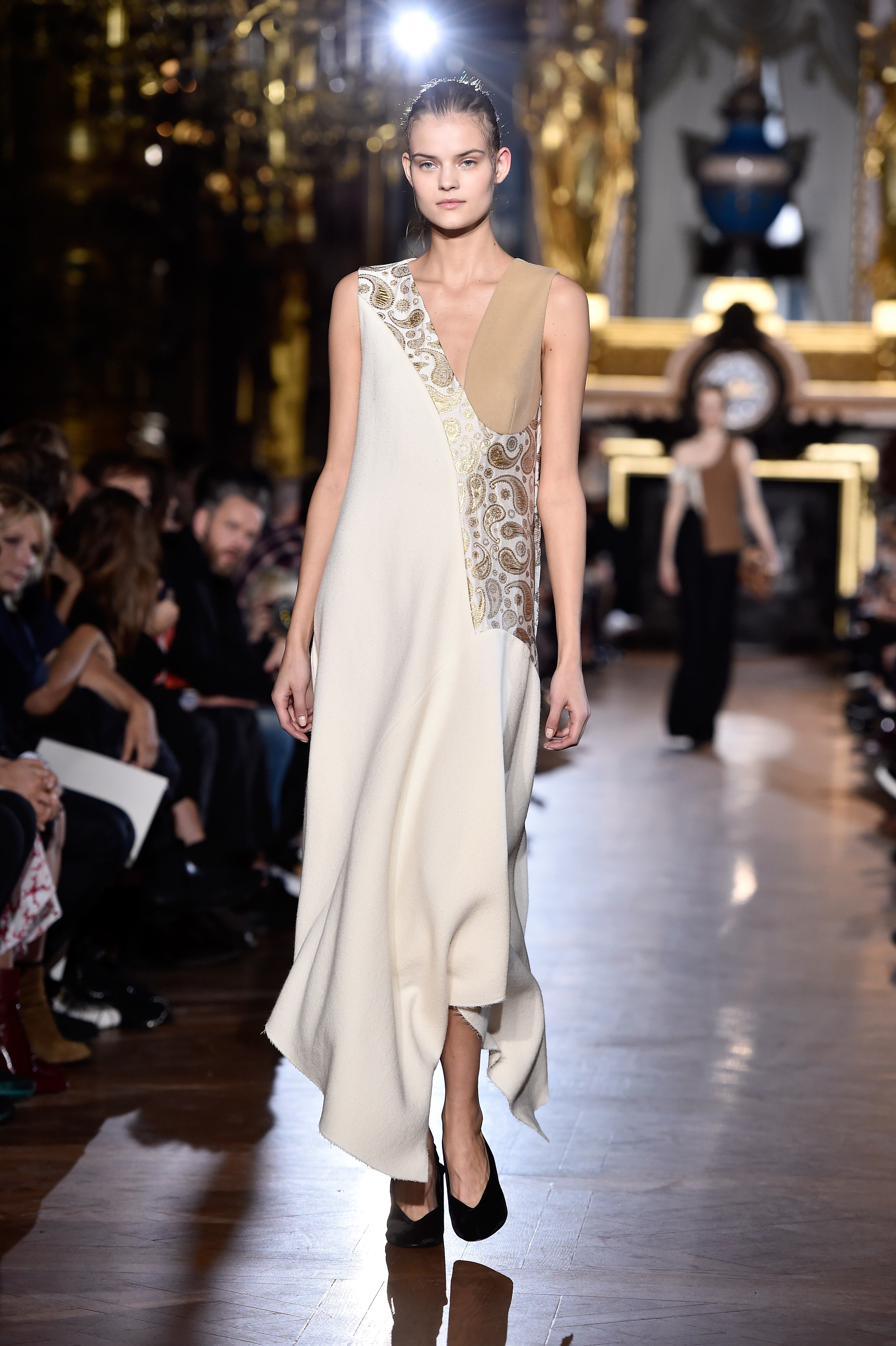 PARIS, FRANCE - MARCH 09: A model walks the runway during the Stella McCartney show as part of the Paris Fashion Week Womenswear Fall/Winter 2015/2016 on March 9, 2015 in Paris, France. (Photo by Pascal Le Segretain/Getty Images)