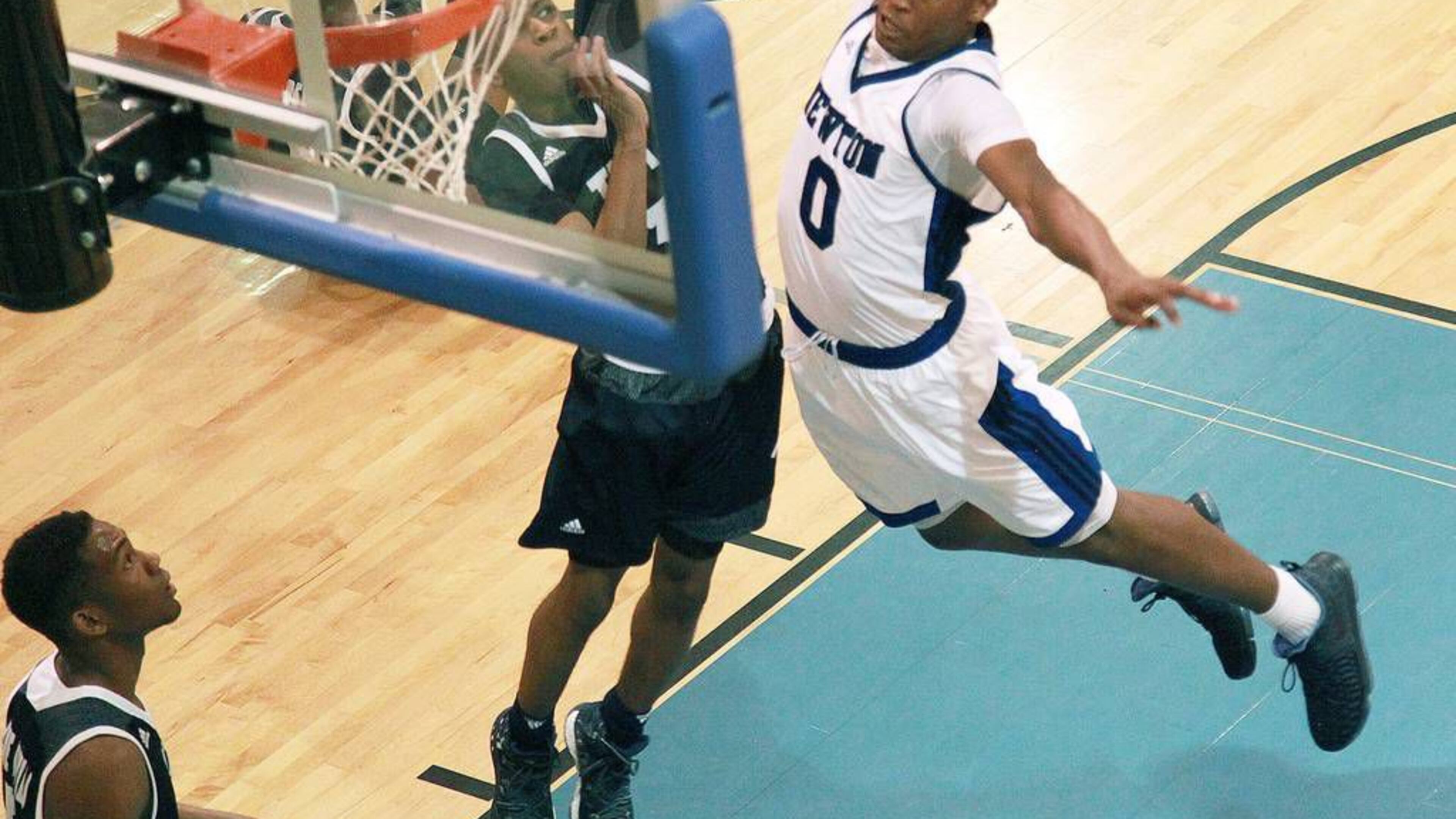 Ashton Hagans (0) says he's a pass-first guard who can score if he has to.