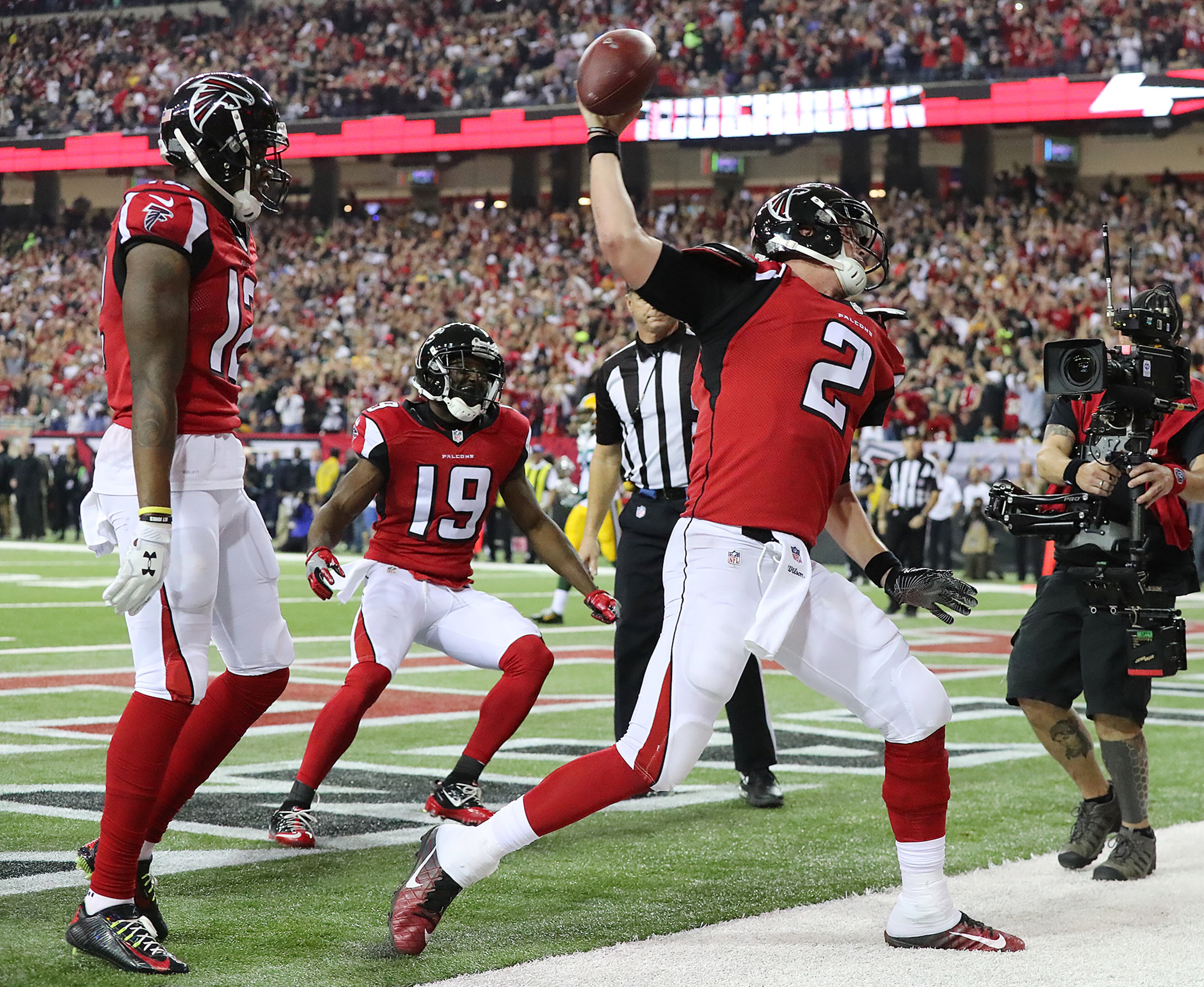 January 22, 2017, Atlanta: Matt Ryan spikes the ball on a quarterback keeper against the Pacers for a 17-0 lead in the NFL football NFC Championship game on Sunday, Jan. 22, 2017, in Atlanta. Curtis Compton/ccompton@ajc.com