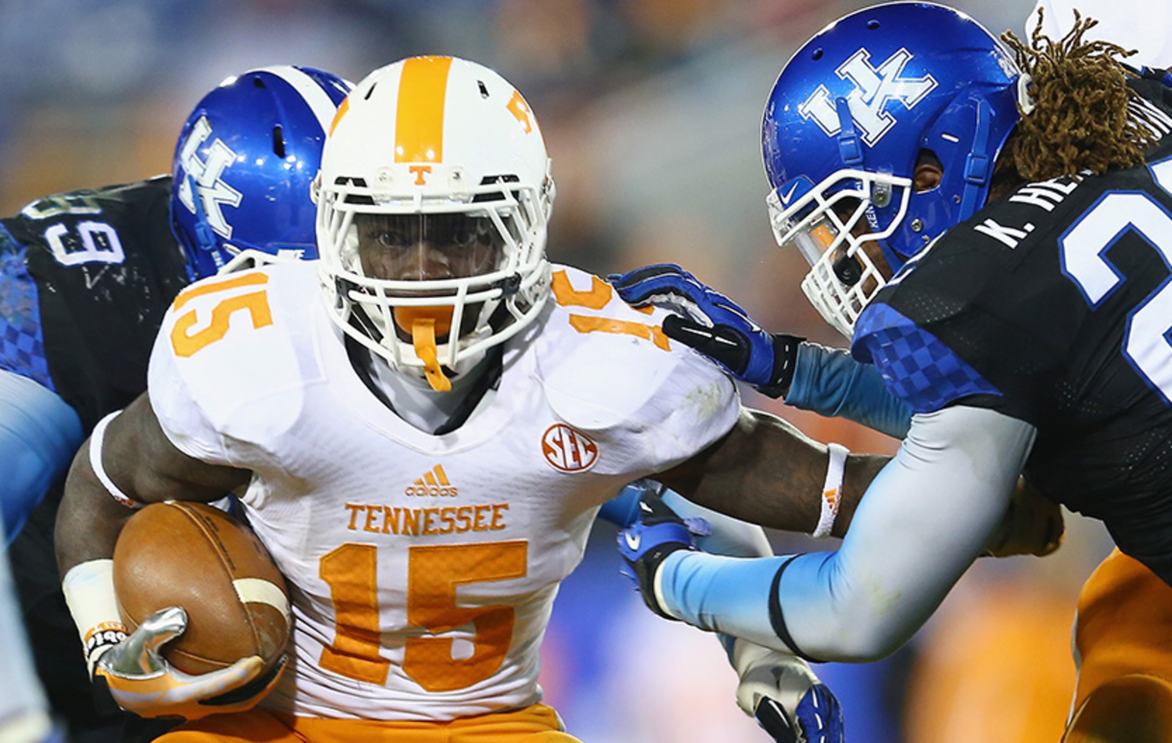 Tennessee-Kentucky: The cross-state rivalry (formerly known as the Battle for the Barrel) between Tennessee and Kentucky dates to their first college football game in 1893. The Vols won 26 straight over the Wildcats - from 1985 to 2010, which is one of the longest streaks in college football history.