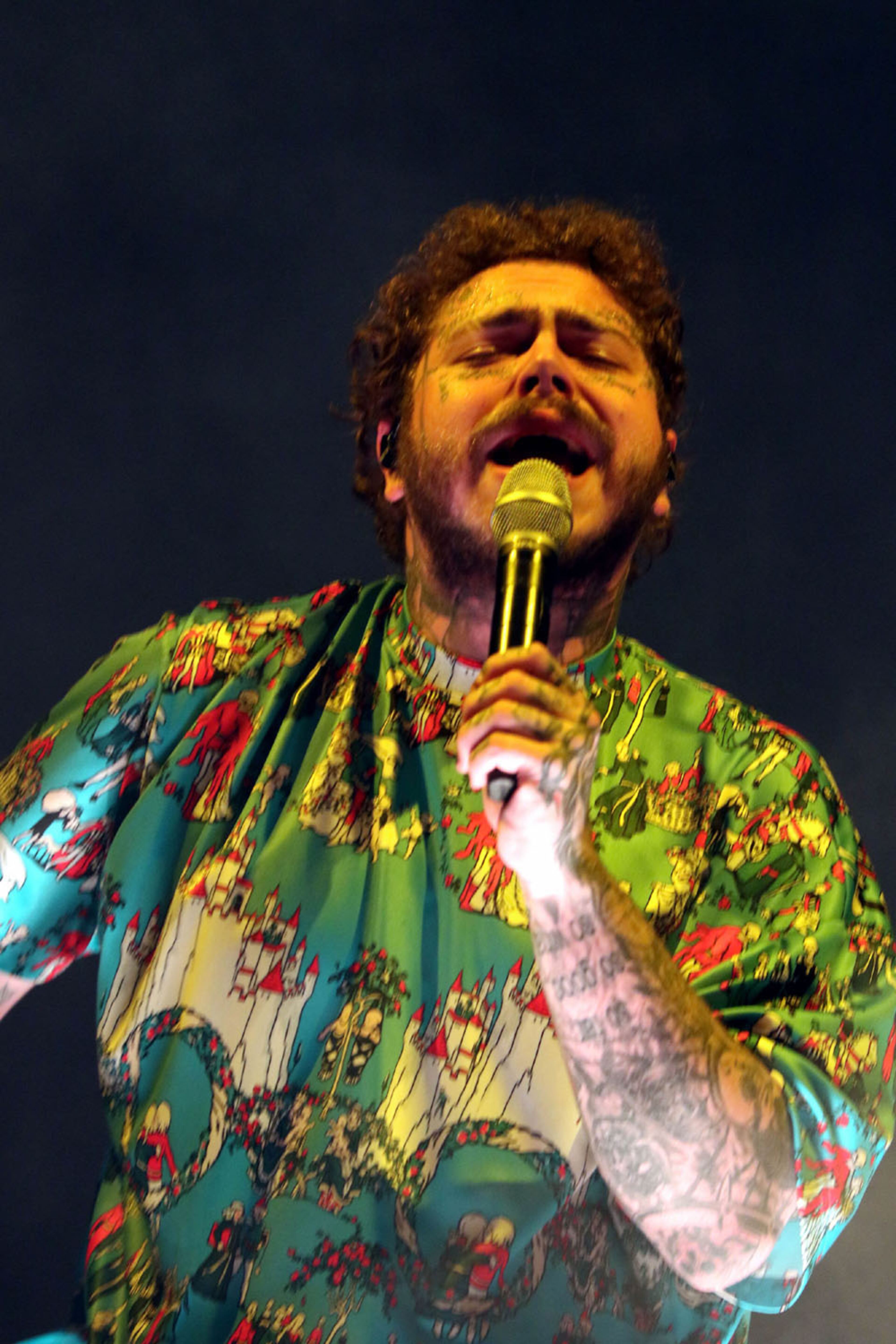 Post Malone rocked sold out State Farm Arena on his Runaway Tour on Friday, October 18, 2019. Swae Lee, Tyla Yaweh and DJ Enice opened the show.
Robb Cohen Photography & Video /RobbsPhotos.com