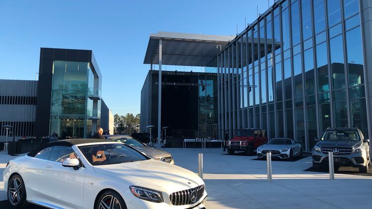 Mercedes Benz Rd Mercedes-Benz to consolidate Atlanta HQ workforce, plans R&D facility