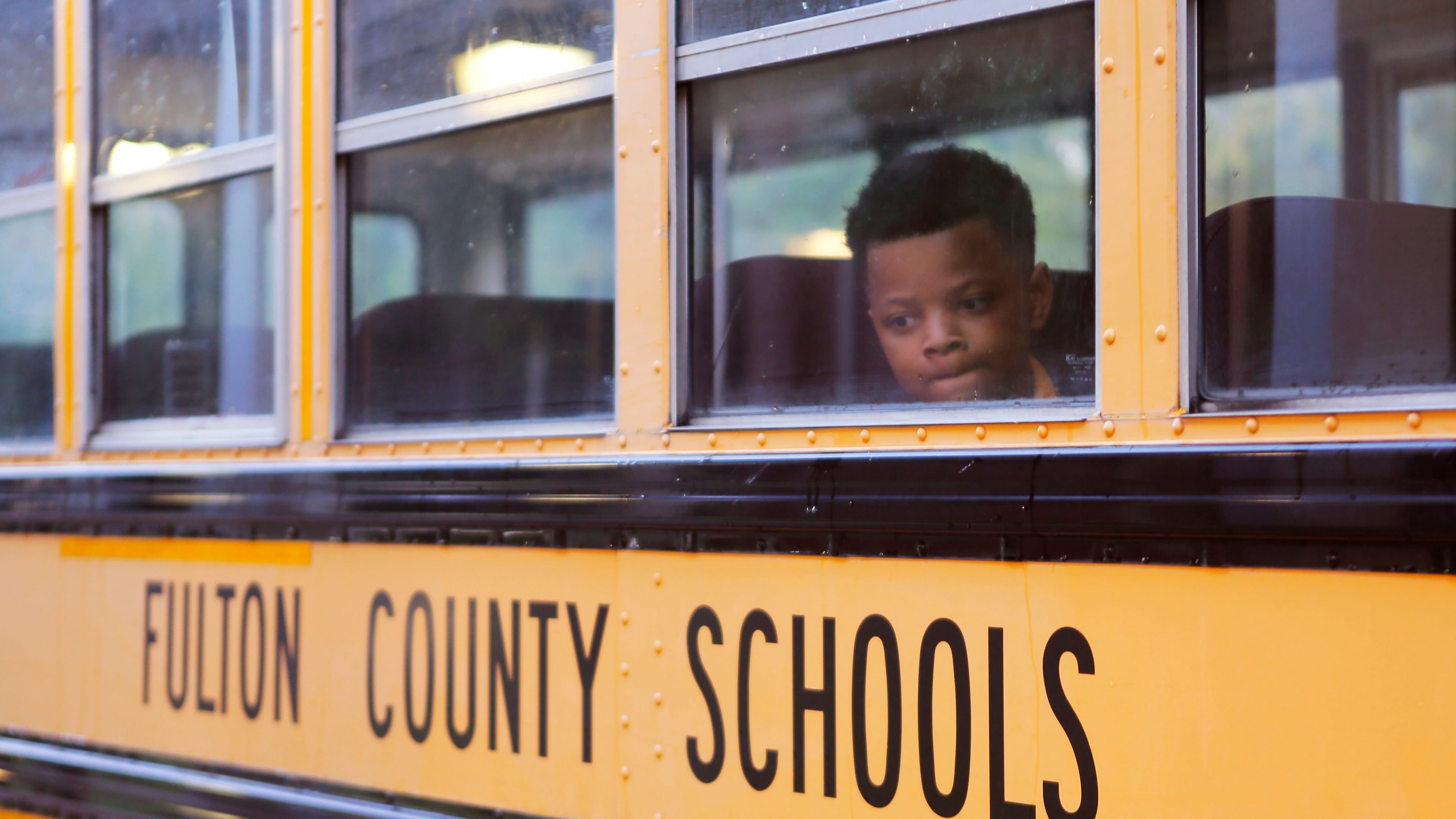 Fulton County had its first day of class this school year on Aug. 6, 2018. Next school year, the first day will be Aug. 12, 2019. BOB ANDRES /BANDRES@AJC.COM
