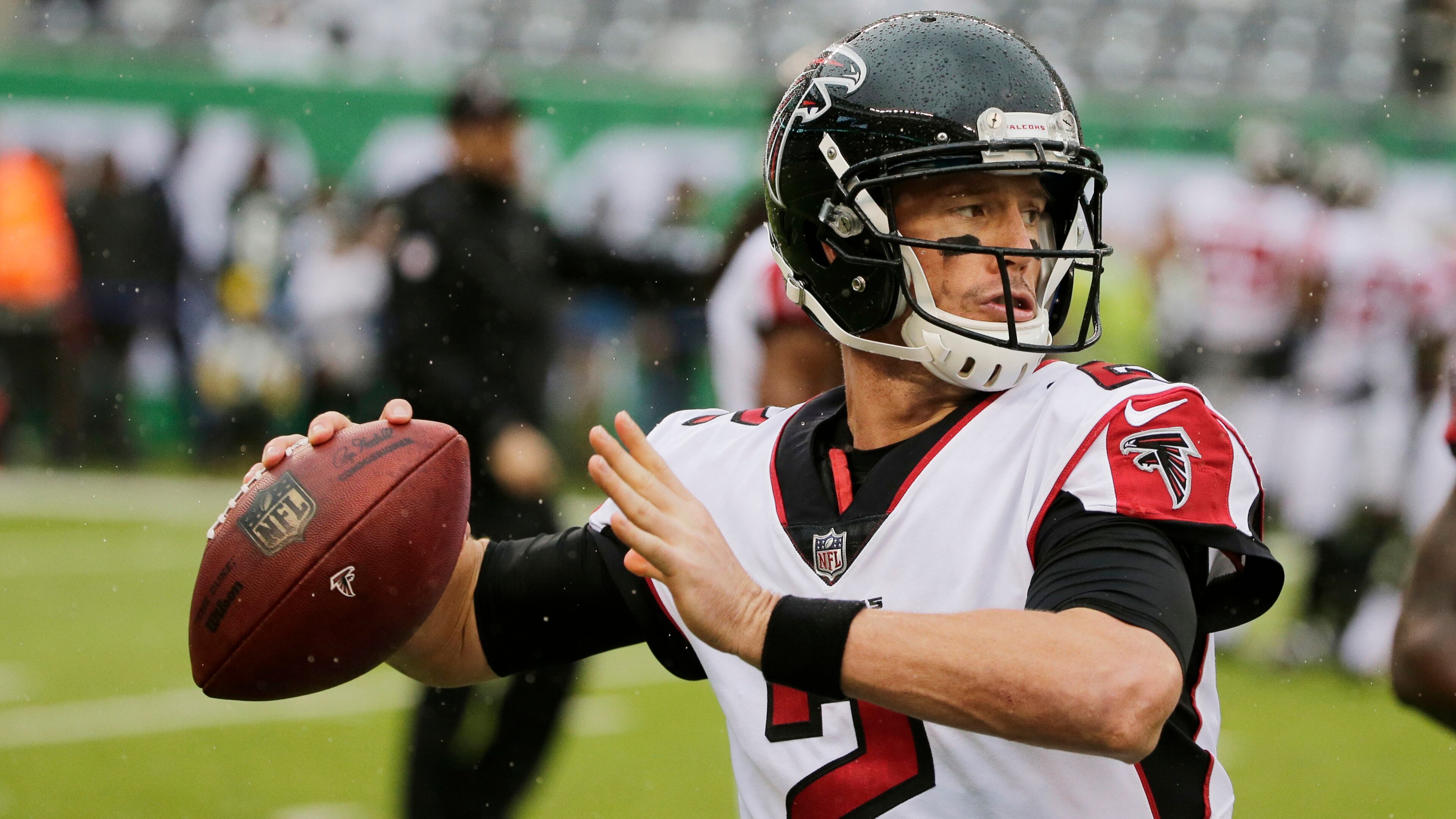 Atlanta Falcons quarterback Matt Ryan (2) warms up before an NFL football game against the New York Jets Sunday, Oct. 29, 2017, in East Rutherford, N.J. (AP Photo/Seth Wenig)