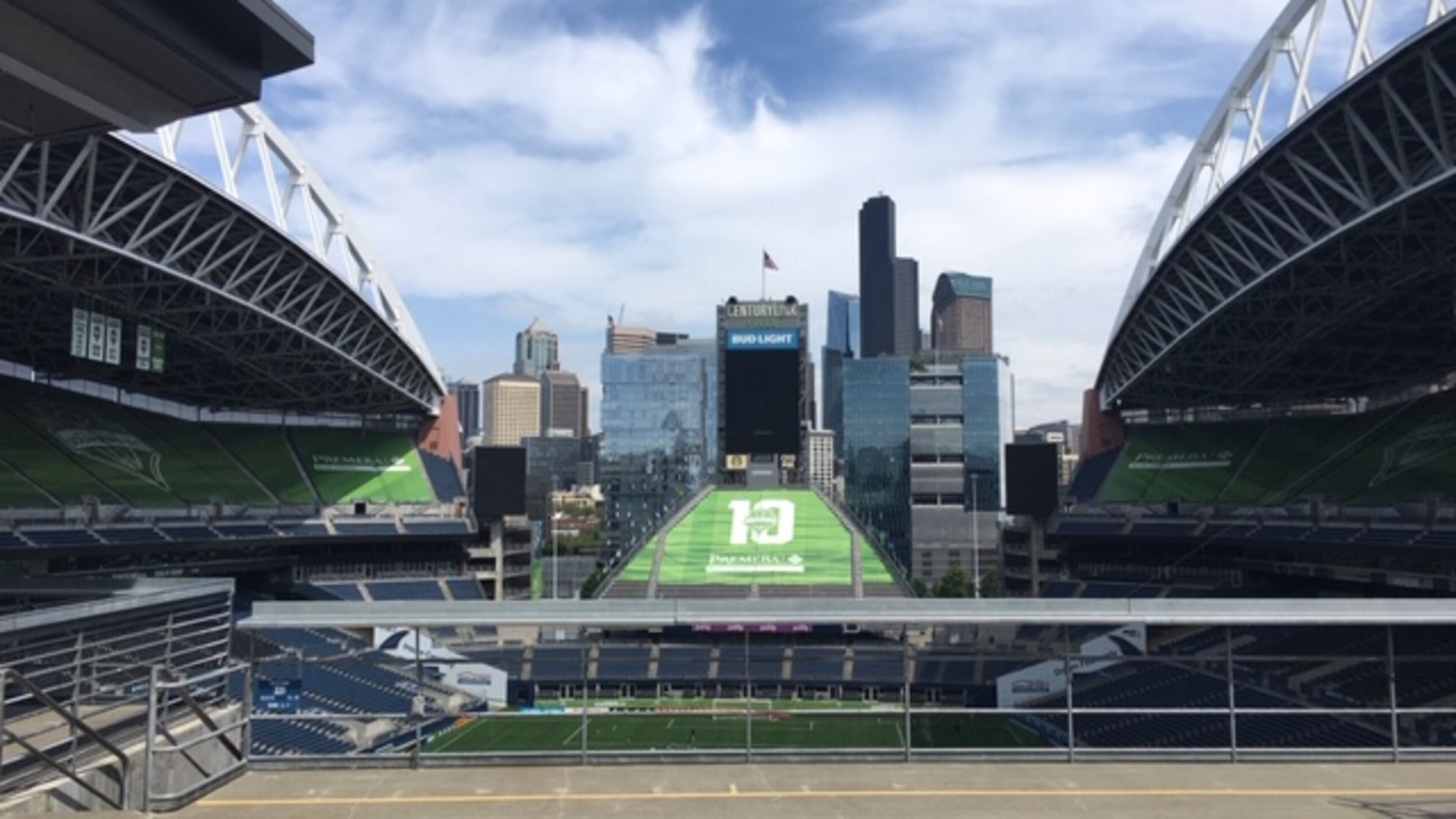 Centurylink Field and the Seattle skyline. (Doug Roberson)