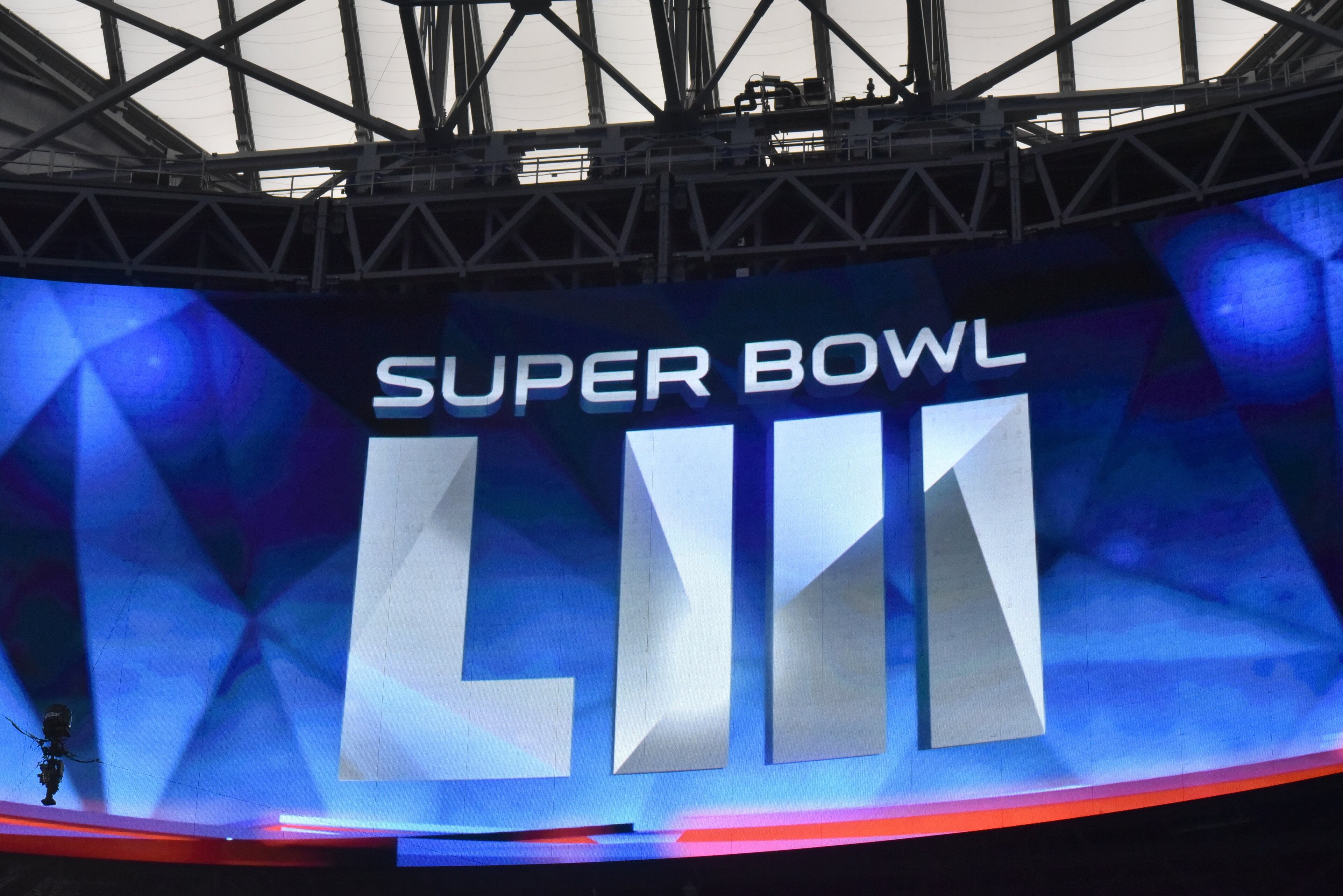 January 29, 2019 Atlanta - Stadium crew works inside Mercedes-Benz Stadium getting it ready for the Super Bowl LIII between New England Patriots and Los Angeles Rams on Tuesday, January 29, 2019. HYOSUB SHIN / HSHIN@AJC.COM