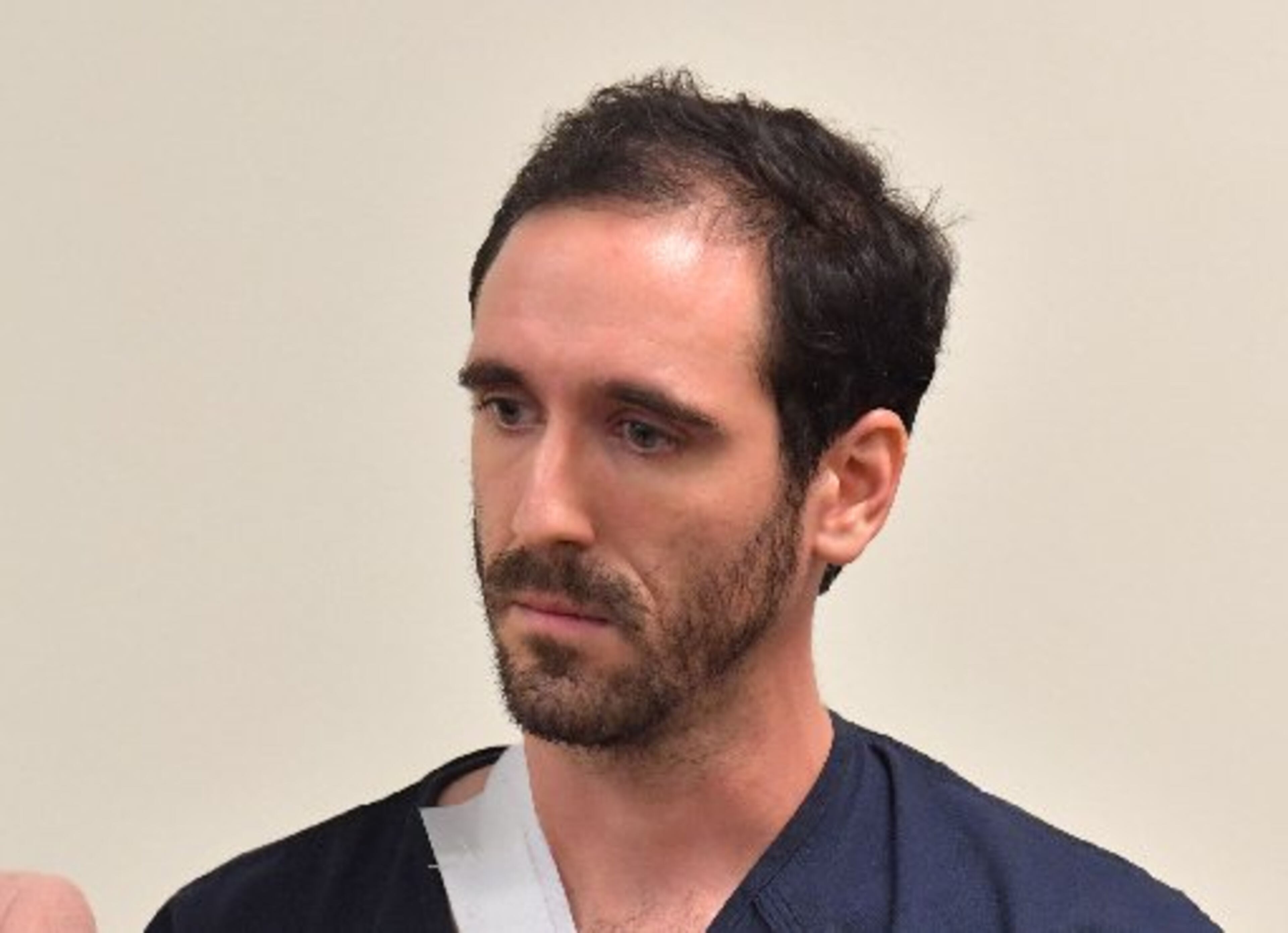 Vincent Castillenti stands with his public defender Fallon Stokes during a bond hearing at Fulton County jail on Wednesday, September 20, 2017. (HYOSUB SHIN / HSHIN@AJC.COM)