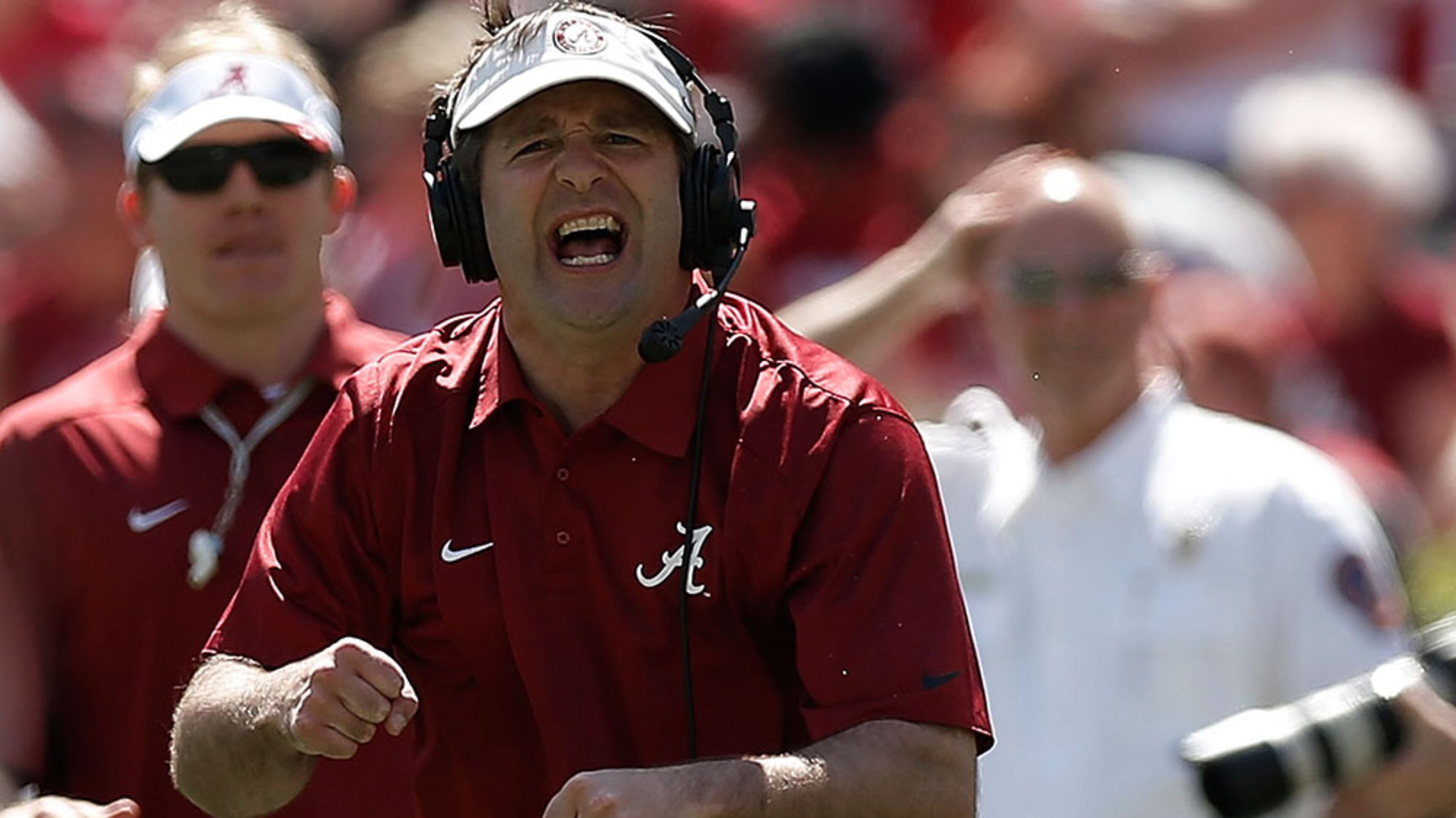 Kirby Smart is expected to replace Mark Richt as Georgia's football coach.