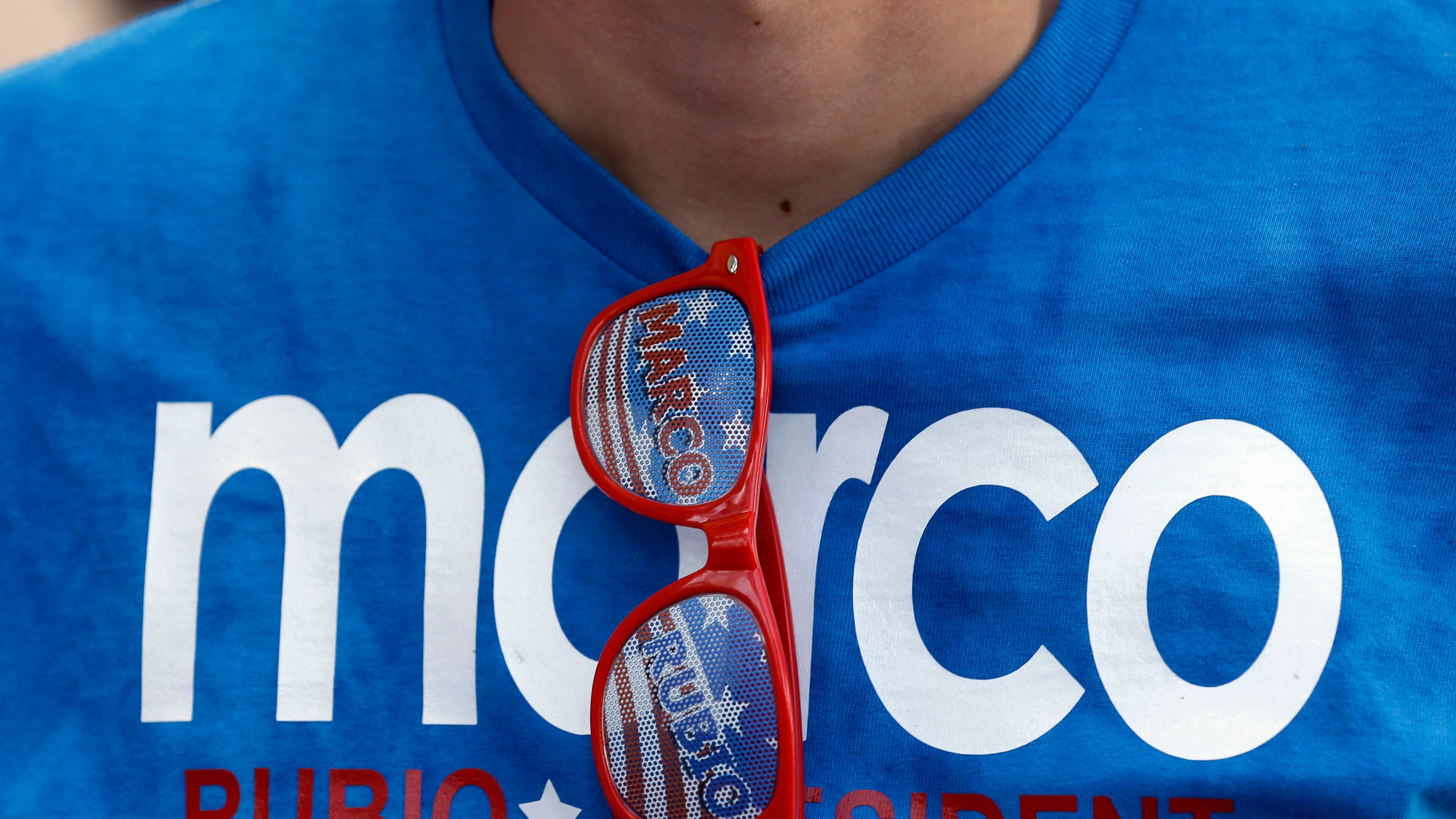 Keegan Steele of West Palm Beach, Fla. stands in line waiting for the doors to open outside of the Freedom Tower in Miami, Monday, April 13, 2015, where Sen. Marco Rubio, R-Fla. is launching his Republican presidential campaign. (AP Photo/Lynne Sladky) AP Photo / Lynne Sladky