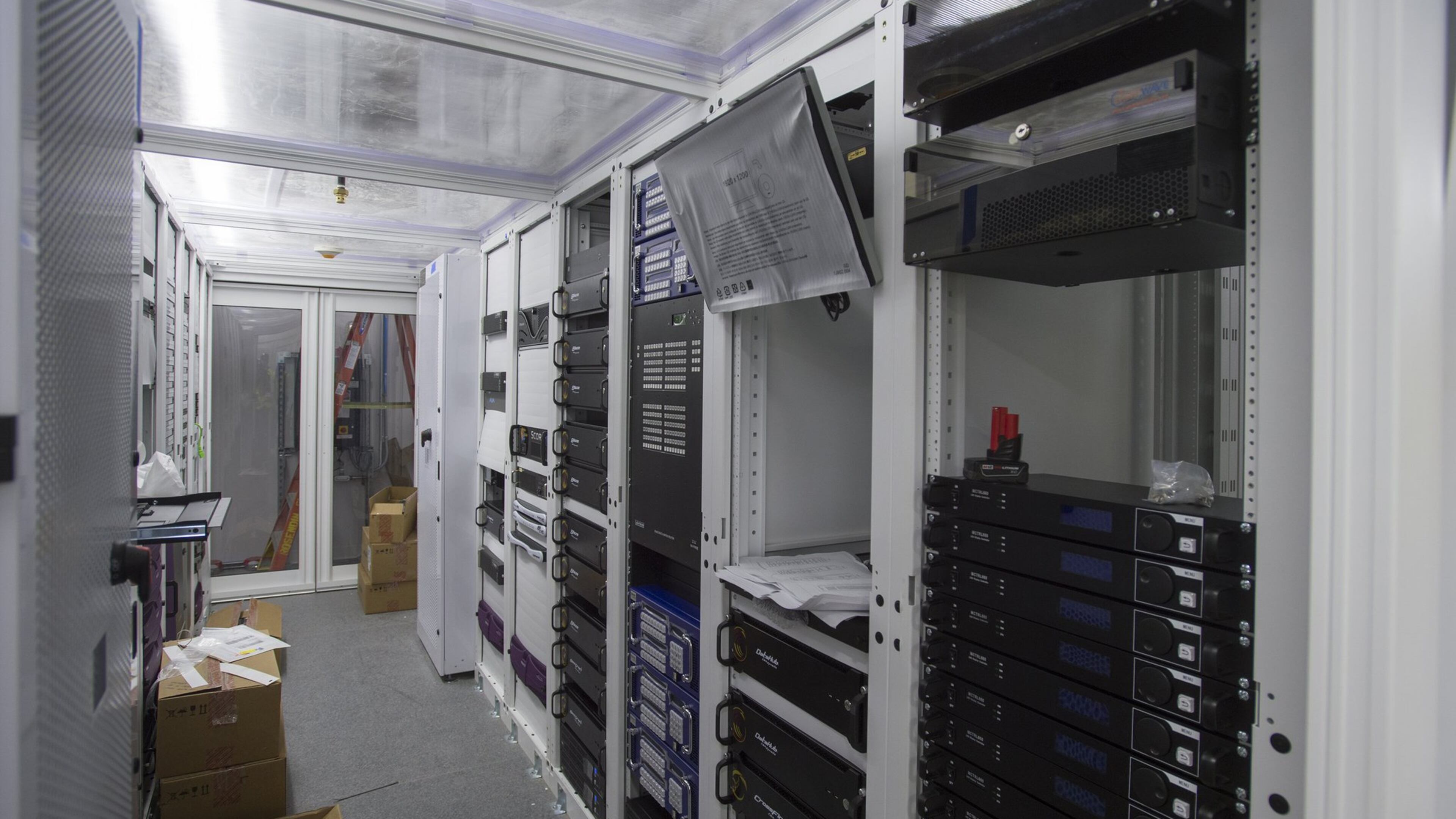 Can the federal government standardize its computer systems to make them safe against cyber attacks? It ll take time. (Jose Luis Villegas/Sacramento Bee/TNS)