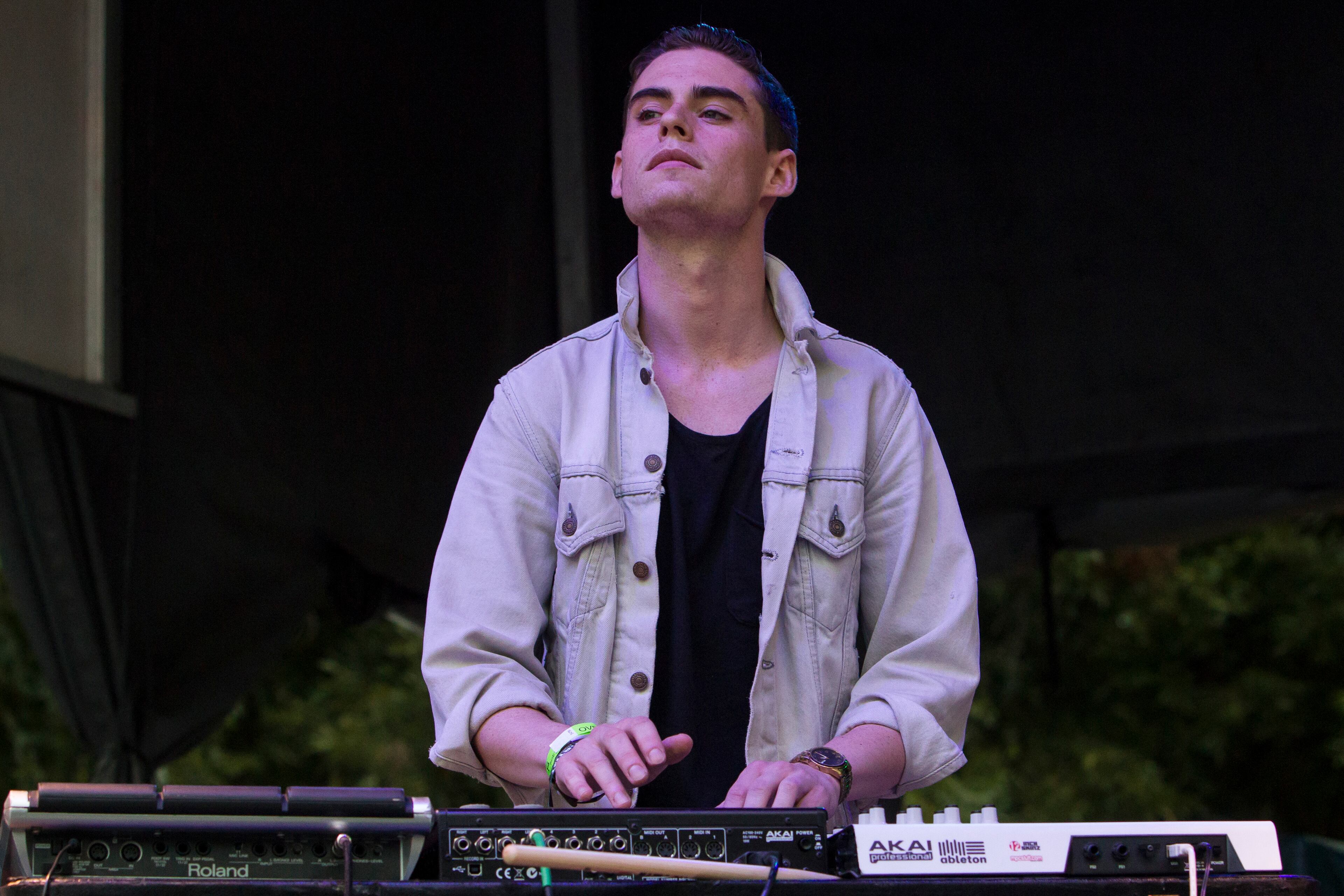 Reed Juenger, of Beat Connection, performs for fans at the BMI stage at the Austin City Limits fest. Saturday, Oct. 11, 2014. MIGUEL GUTIERREZ JR / AMERICAN STATESMAN