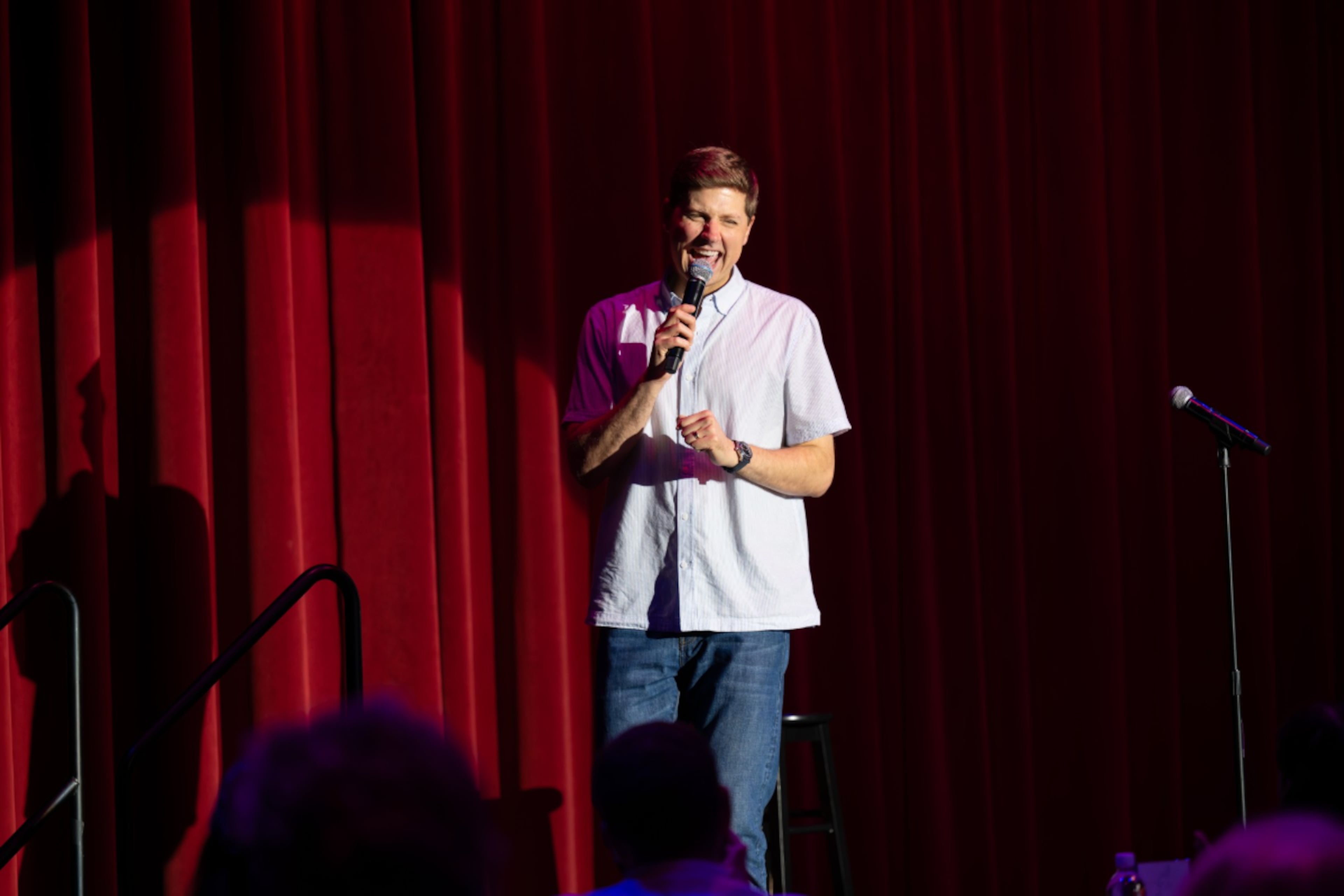 Laugh it up at Funny Fridays, hosted by Joel Byars, at the Sandy Springs Performing Arts Center on Friday, Aug. 28. (Courtesy of Sandy Springs Performing Arts Center/Rhythm & Frame)