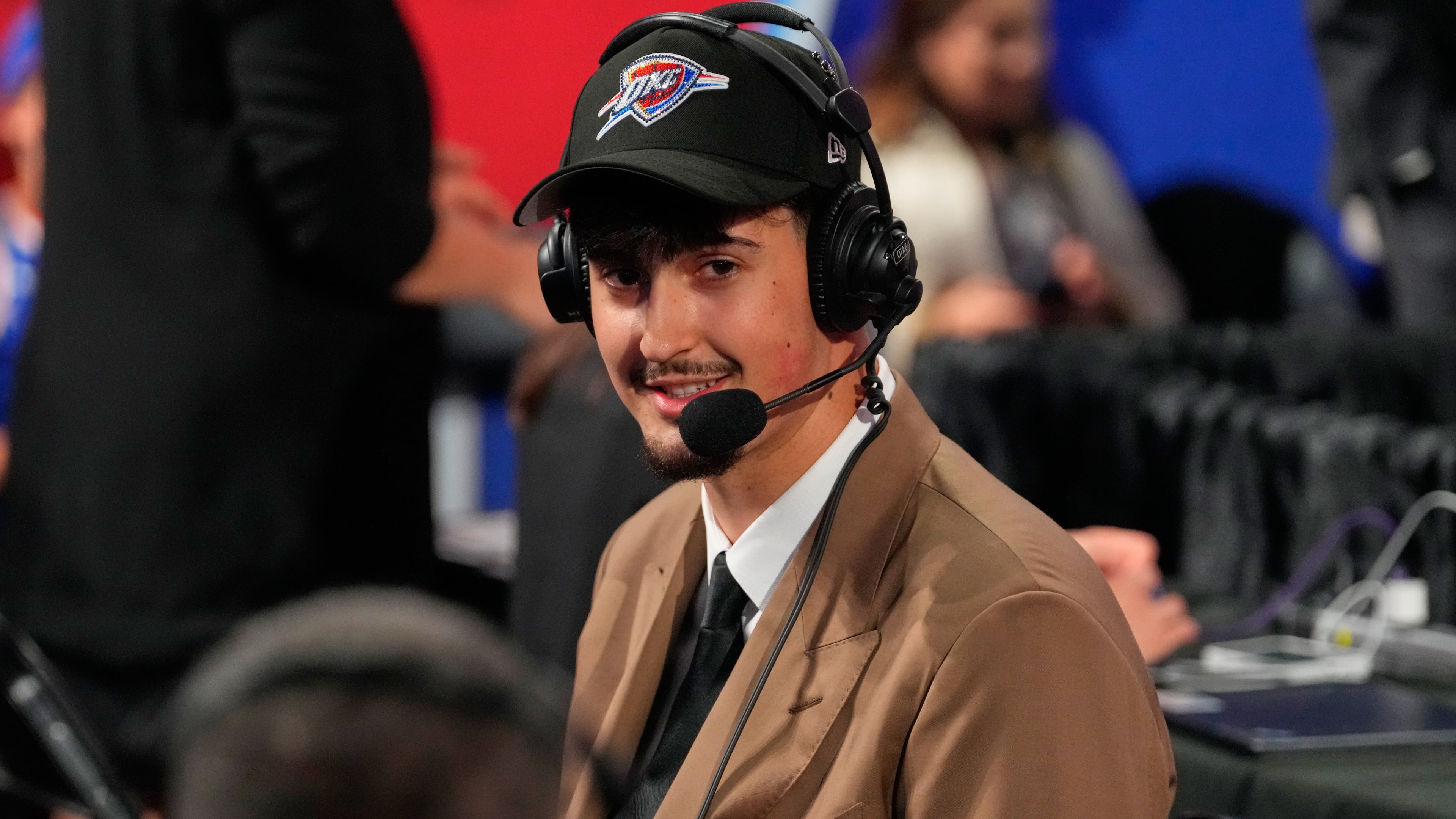 Aday Mara is interviewed after being selected by the Oklahoma City Thunder as the 12th pick in the first round of the NBA basketball draft, Tuesday, June 23, 2026, in New York. (AP Photo/Yuki Iwamura)