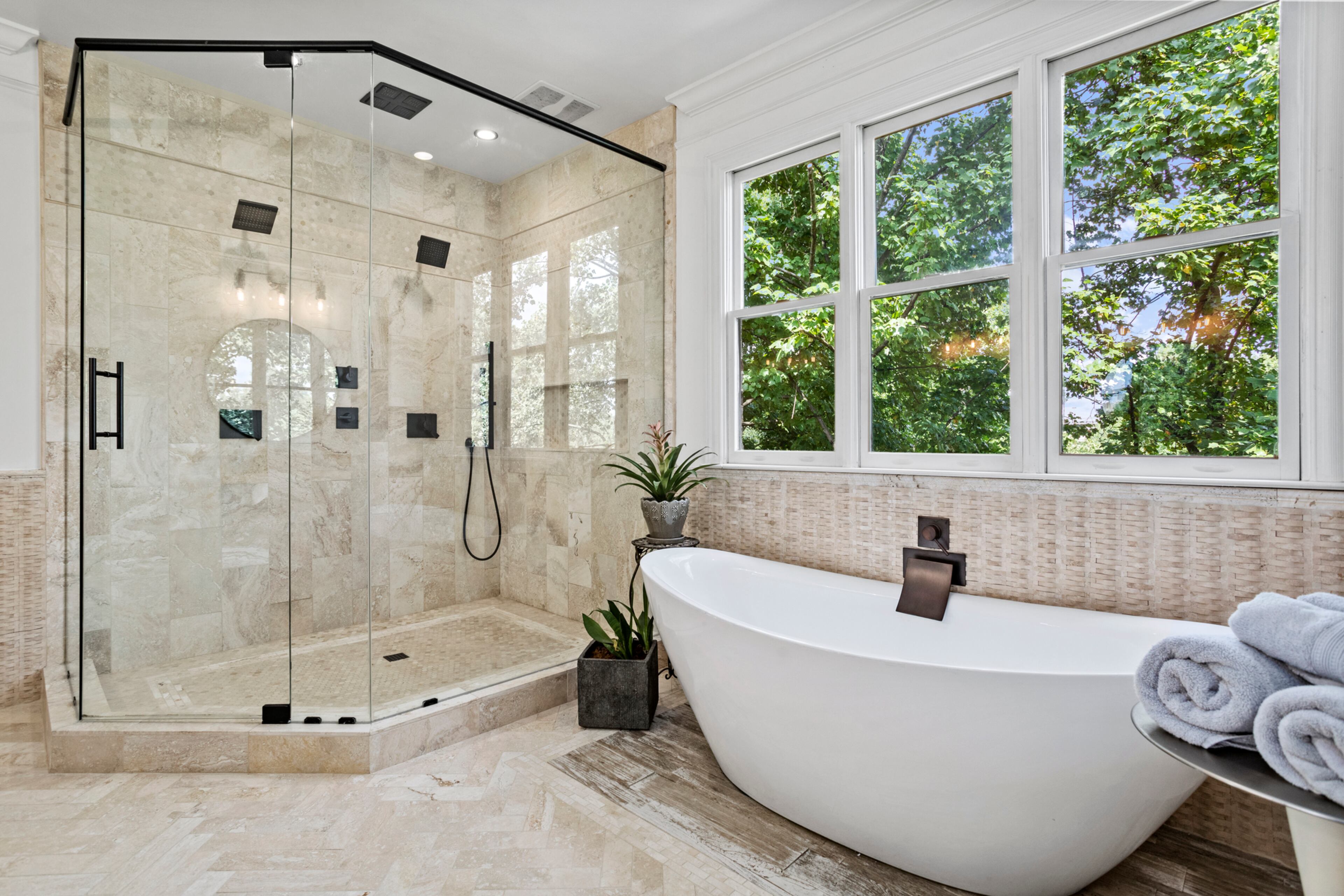 Stunning master bathroom. Text by Justin Longenbach