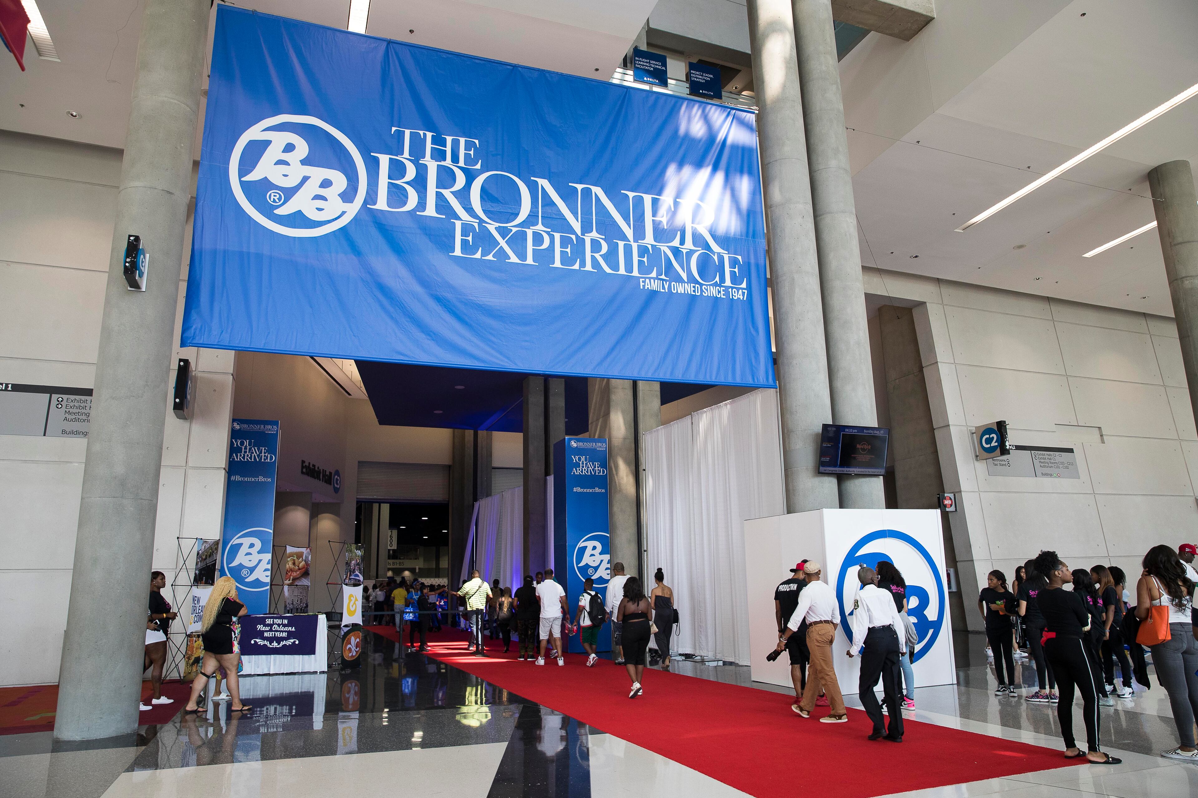 Attendees enter the Bronner Bros. International Beauty Show at the Georgia World Congress Center in Atlanta, Sunday, August 5, 2018. (Photo: ALYSSA POINTER/ALYSSA.POINTER@AJC.COM)