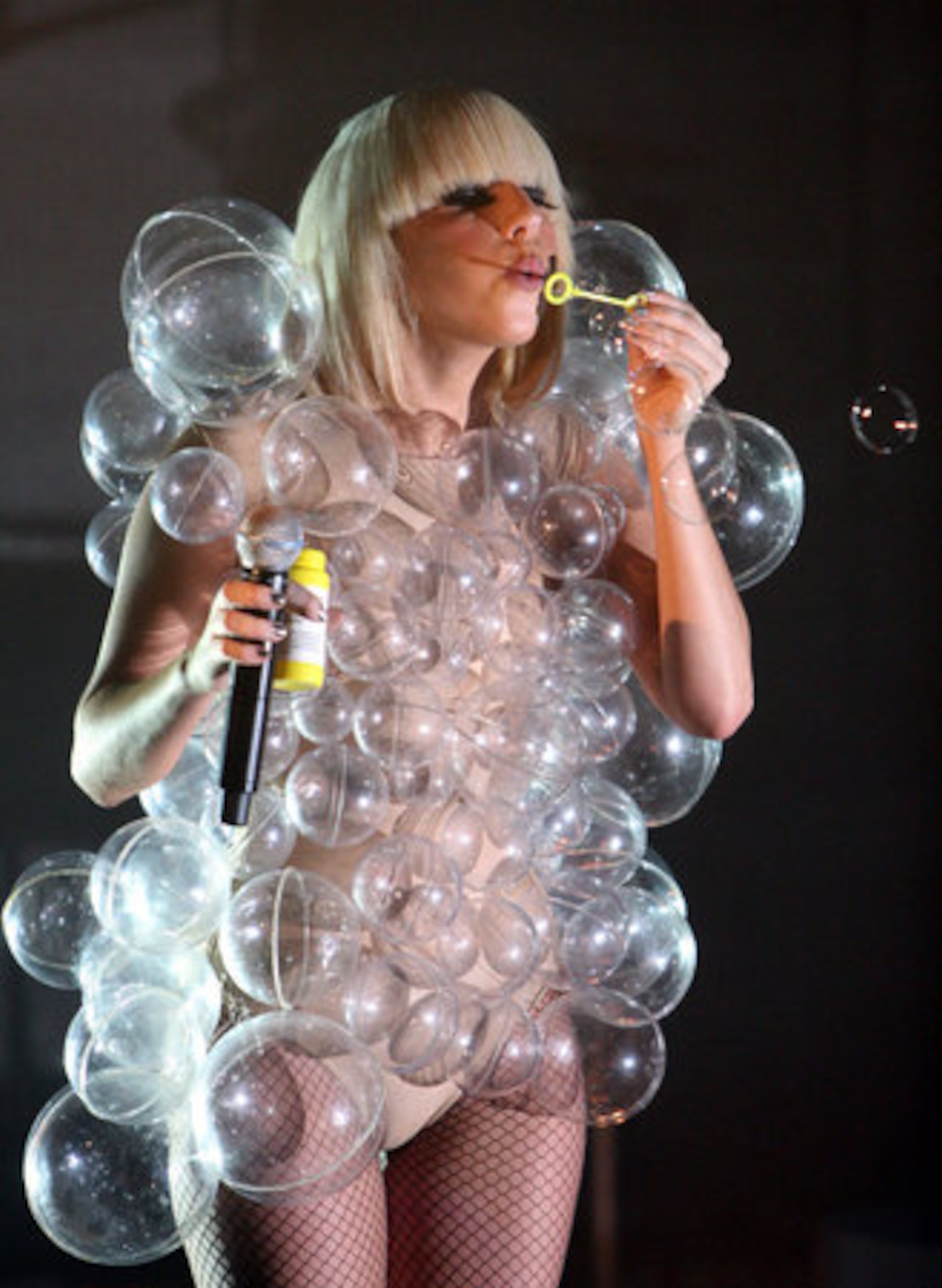 The performer adds some bubbly atmosphere to the venue.