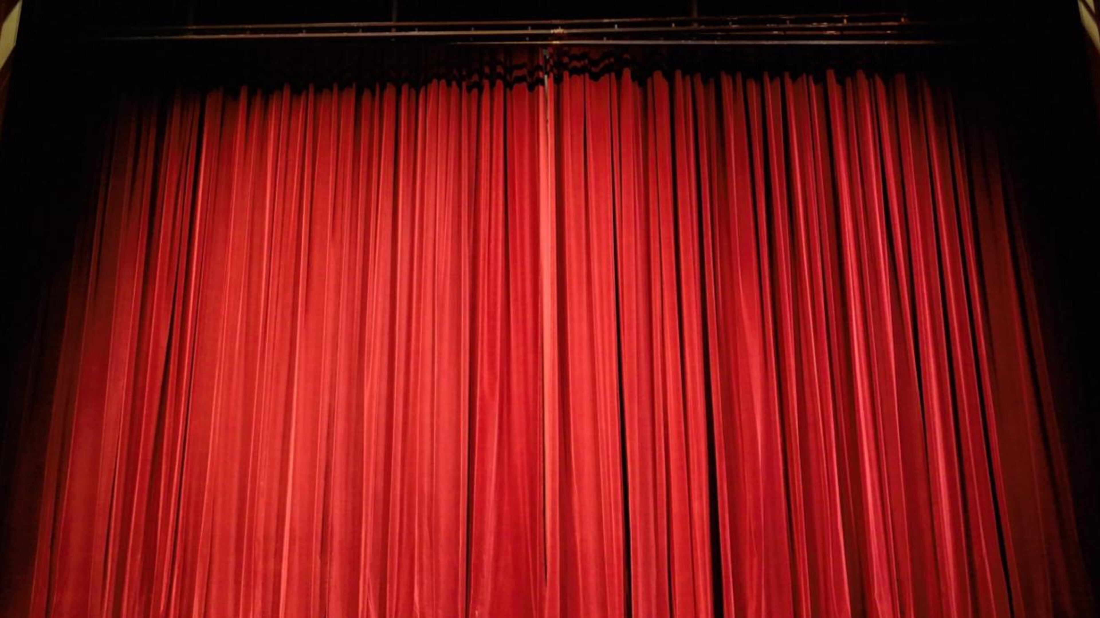 Austin Hewitt danced with his high school group Wednesday for the last time. The Indiana teen will have part of his left leg amputated to stop bone cancer from spreading.