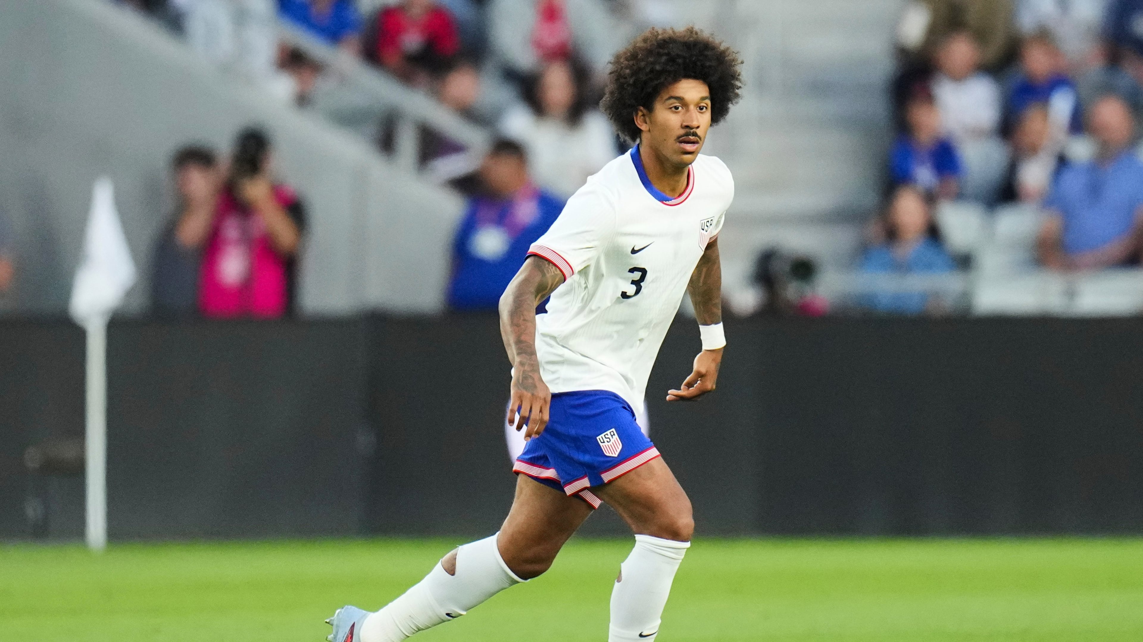 FILE - United States defender Chris Richards controls the ball during a friendly soccer match against Japan, Tuesday, Sept. 9, 2025, in Columbus, Ohio. (AP Photo/Jeff Dean, File)
