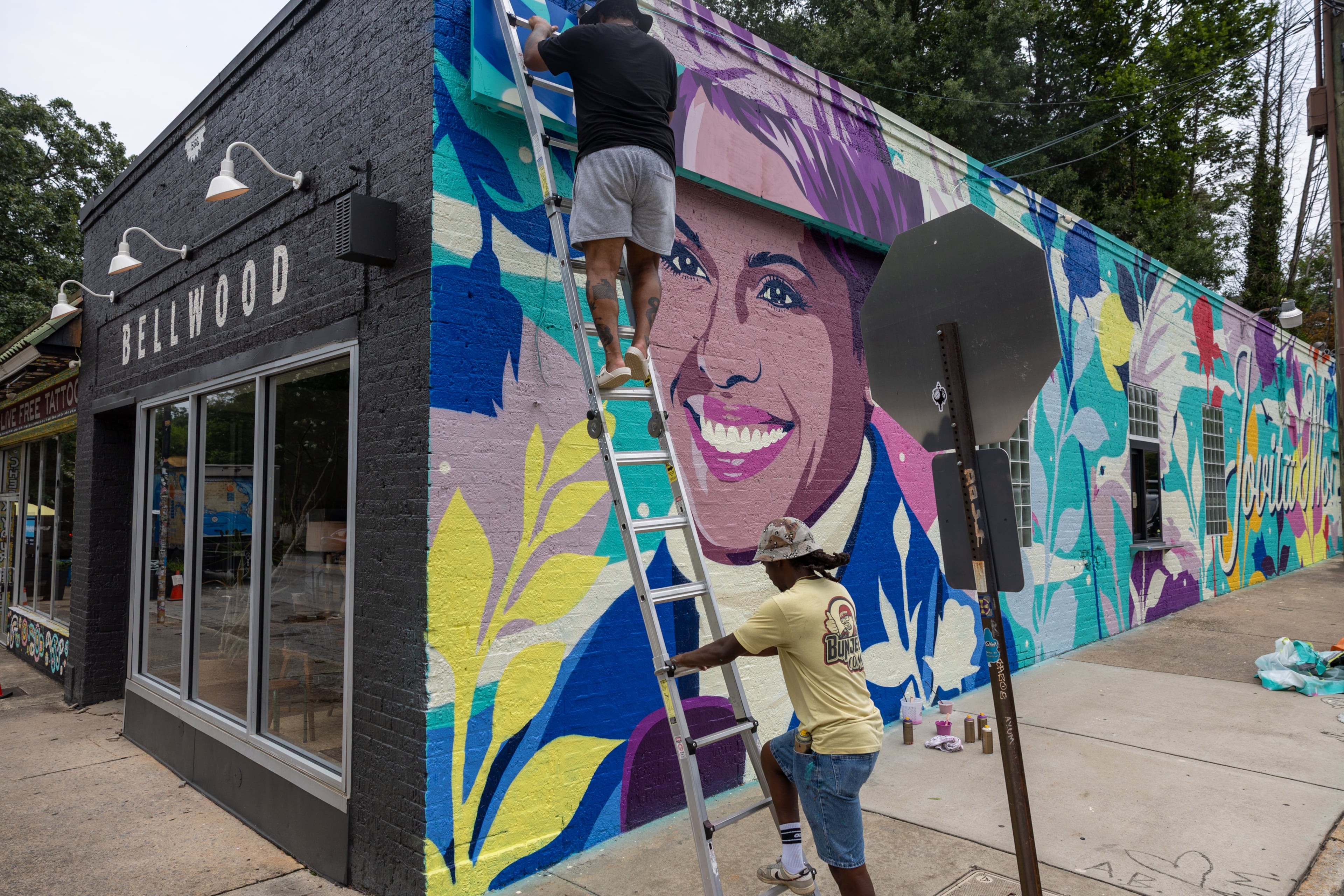 That's Moore like it. (Arvin Temkar/AJC)